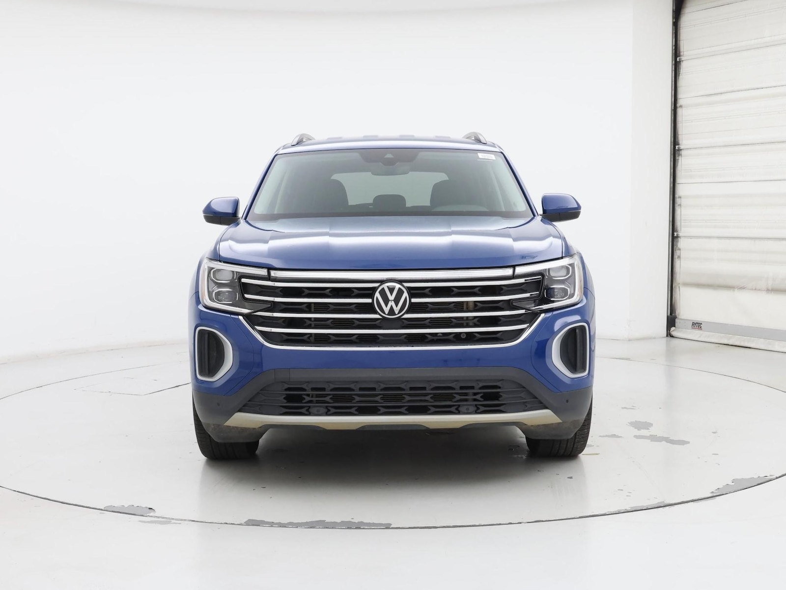 2025 Volkswagen Atlas SE w/Tech - Photo 6