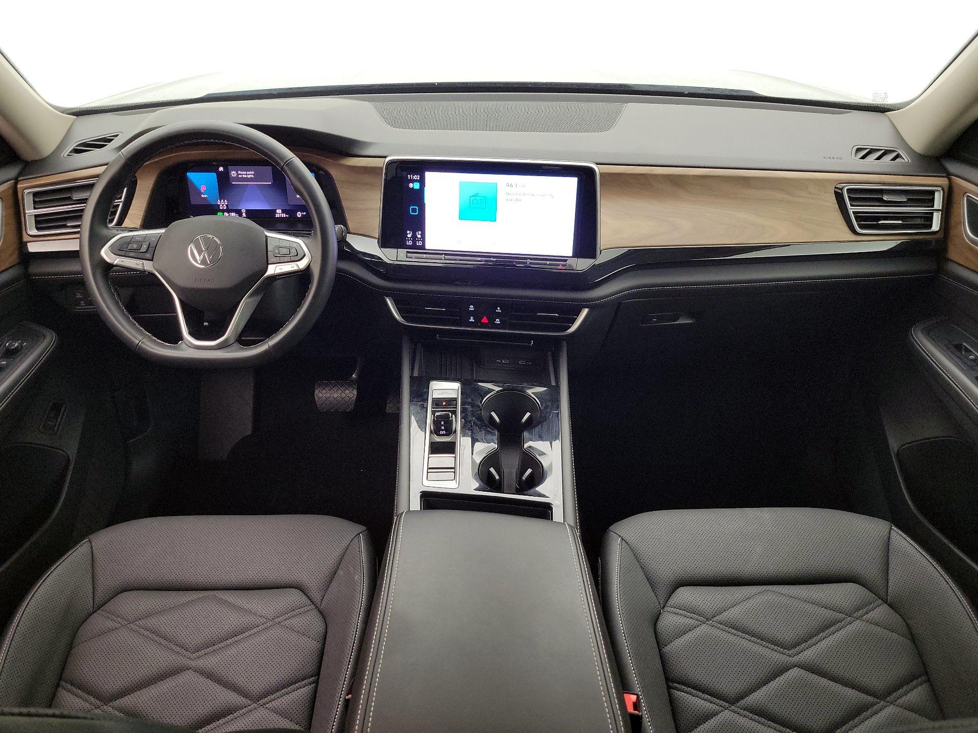 Thumbnail: 2025 Volkswagen Atlas - 9