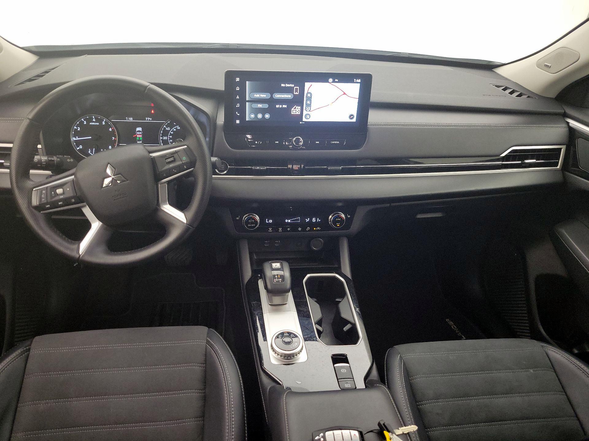 Thumbnail: 2025 Mitsubishi Outlander - 9