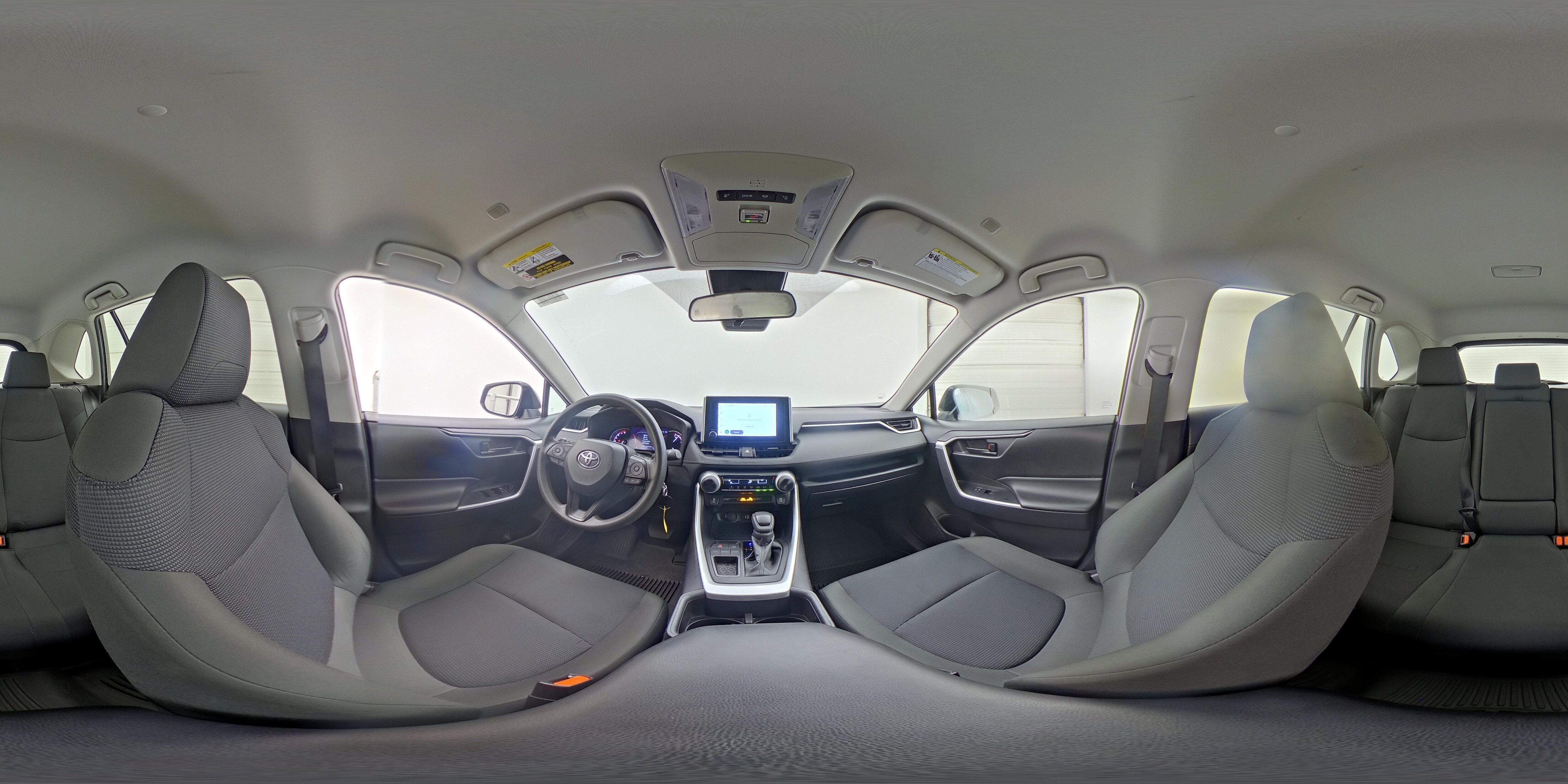 2025 Toyota RAV4 LE - Photo 24