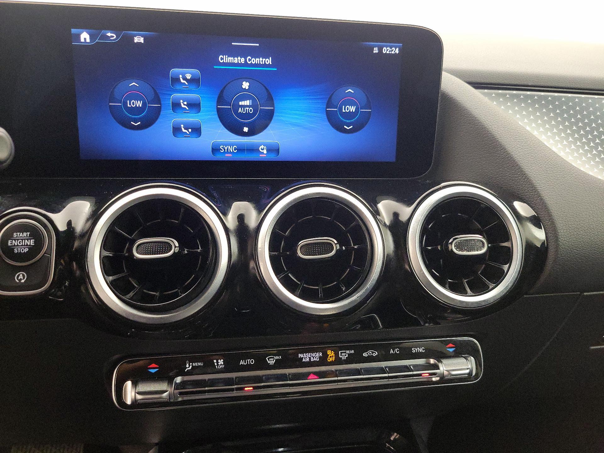 Thumbnail: 2025 Mercedes-Benz GLA - 16