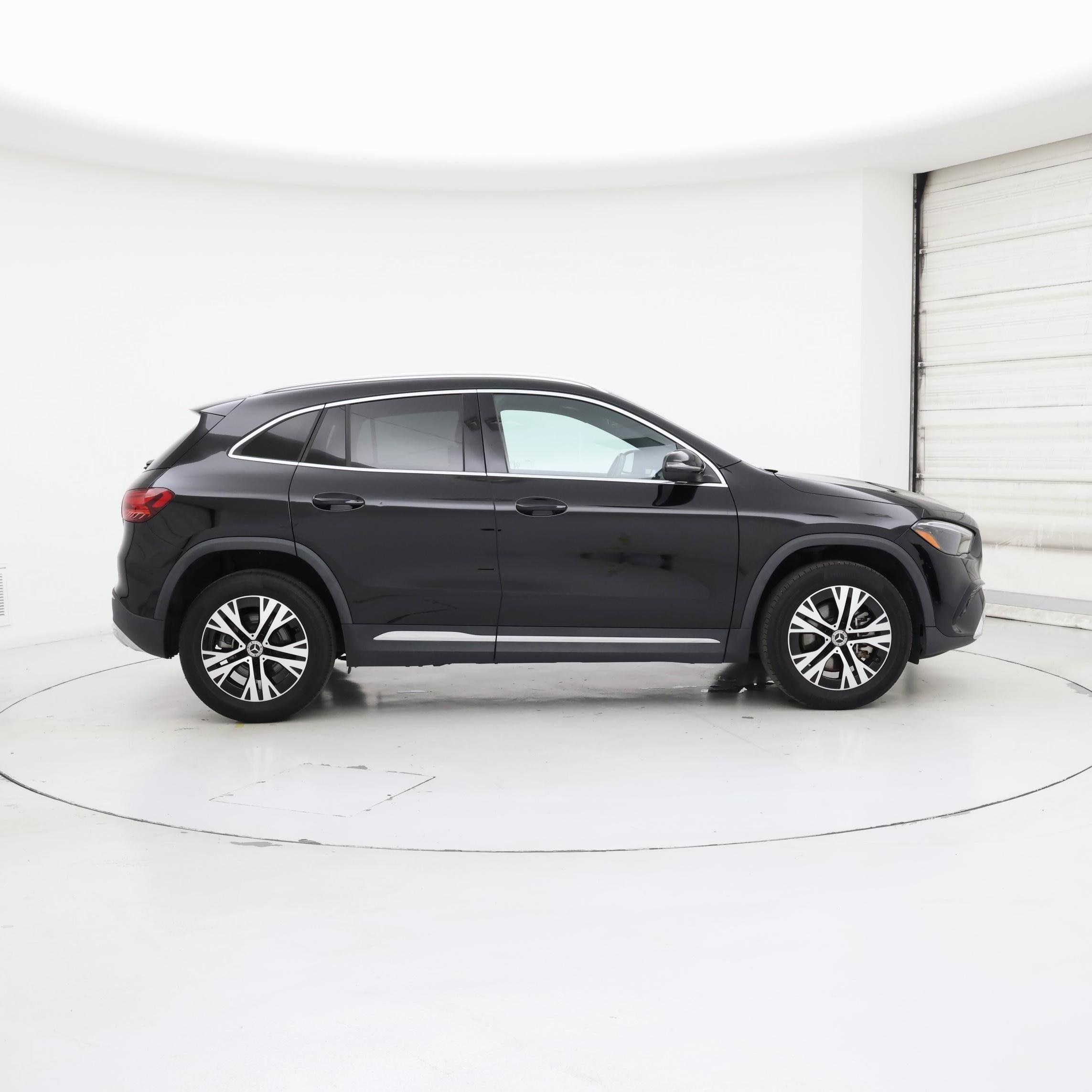 Thumbnail: 2025 Mercedes-Benz GLA - 7