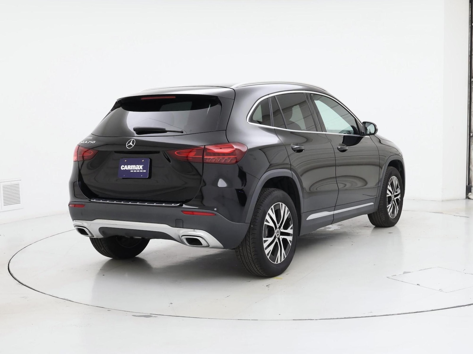 2025 Mercedes-Benz GLA GLA250 - Photo 9
