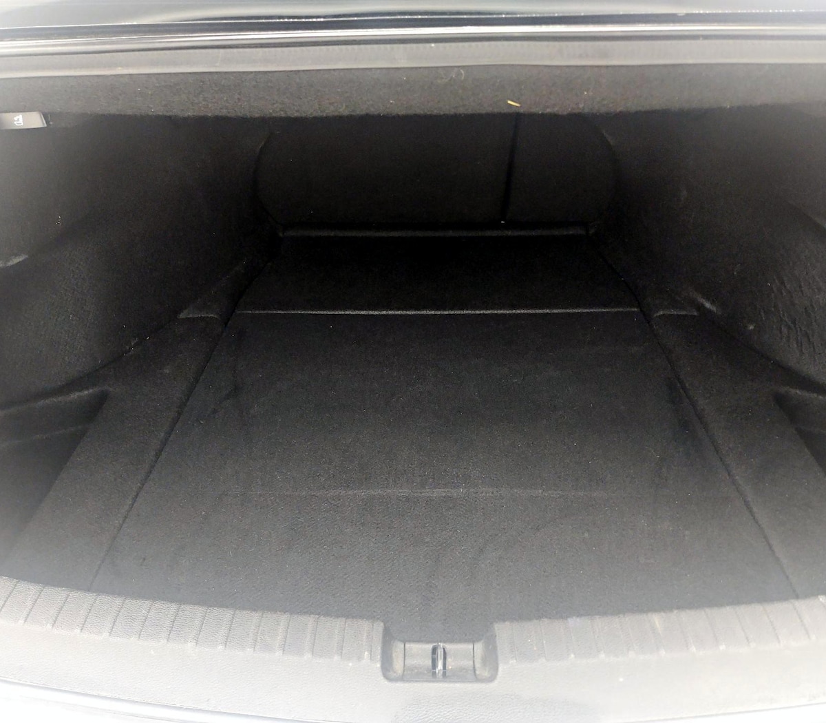 Trunk/Cargo (Seats Up)