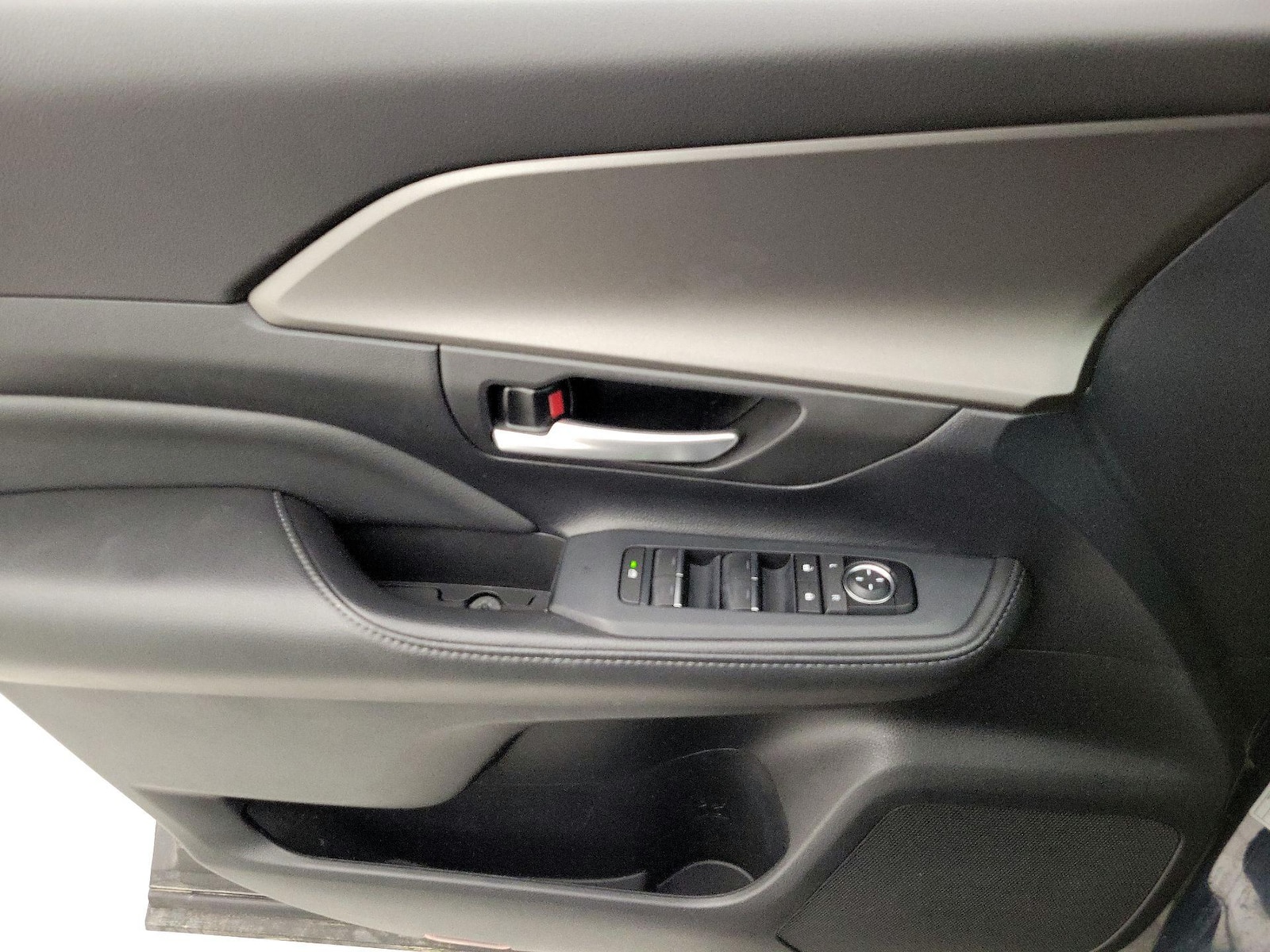 2025 Toyota Grand Highlander XLE - Photo 13
