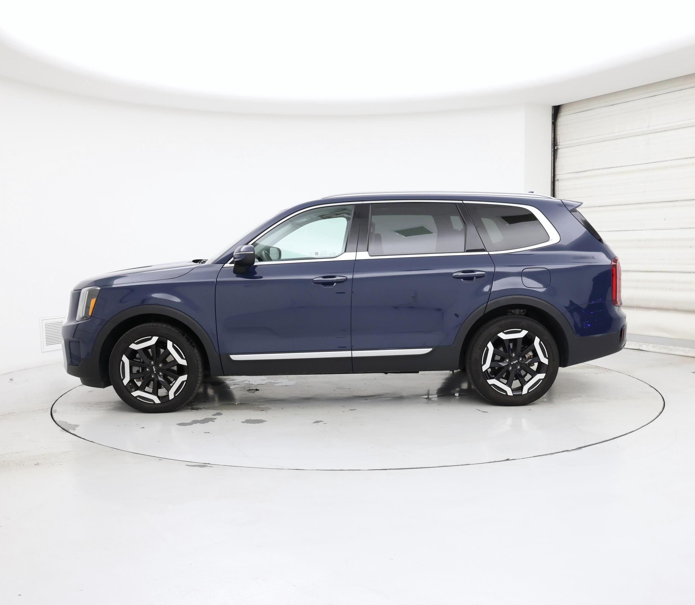 Thumbnail: 2025 Kia Telluride - 3