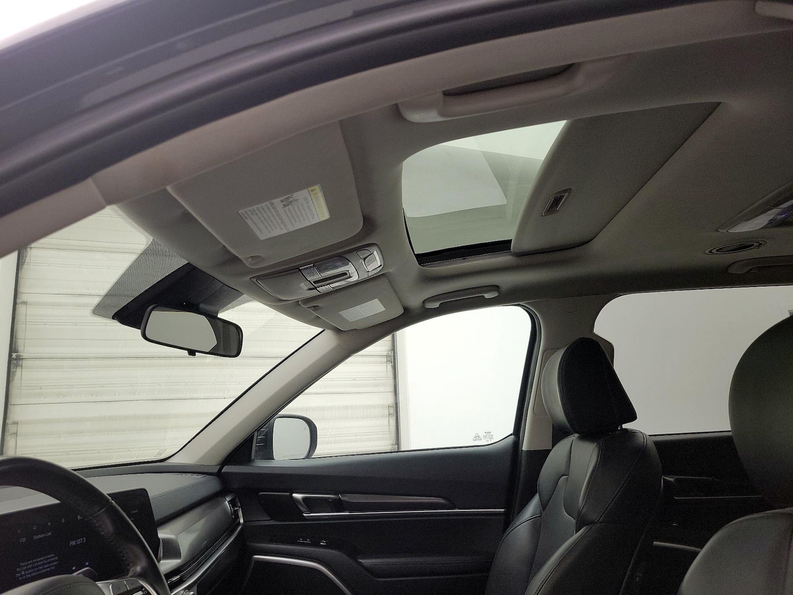 Sunroof(s) & Overhead Airbags
