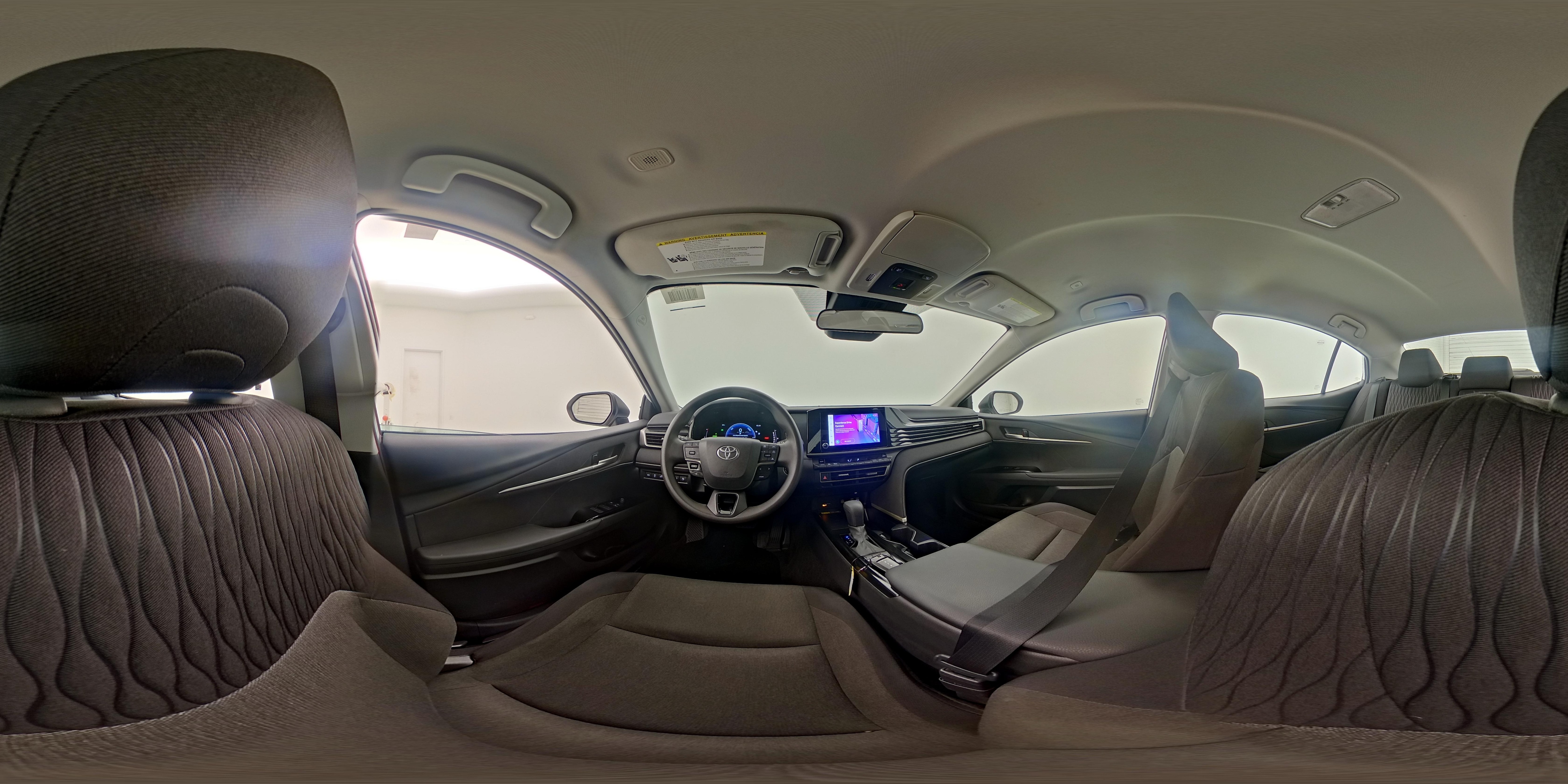 2025 Toyota Camry LE - Photo 26