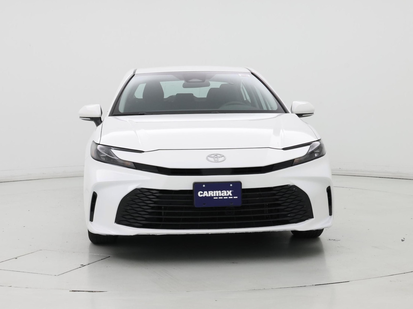 2025 Toyota Camry LE - Photo 6