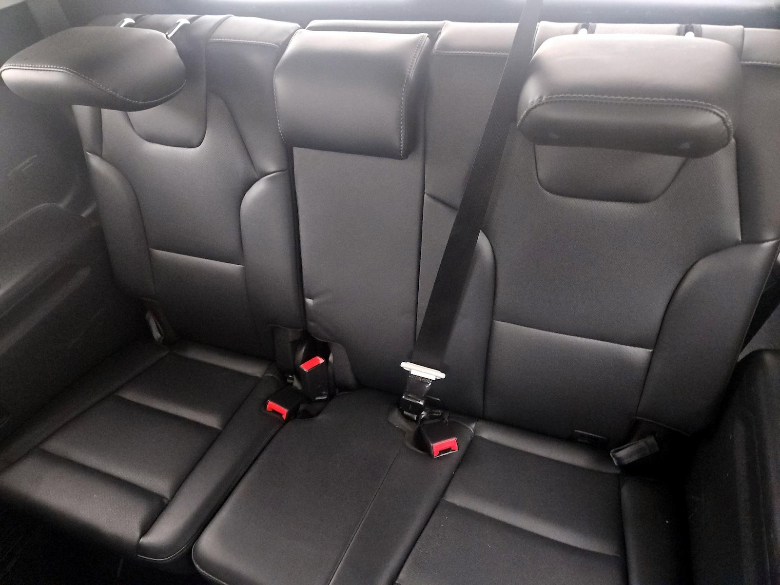2025 Kia Telluride S - Photo 20