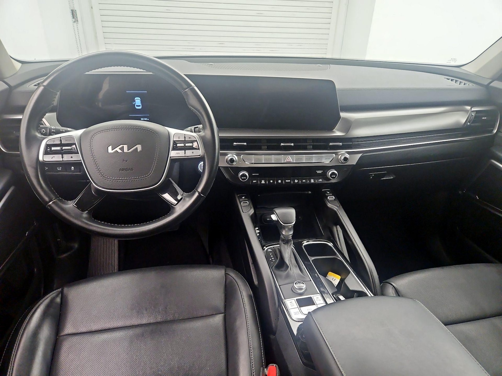 2025 Kia Telluride S - Photo 8