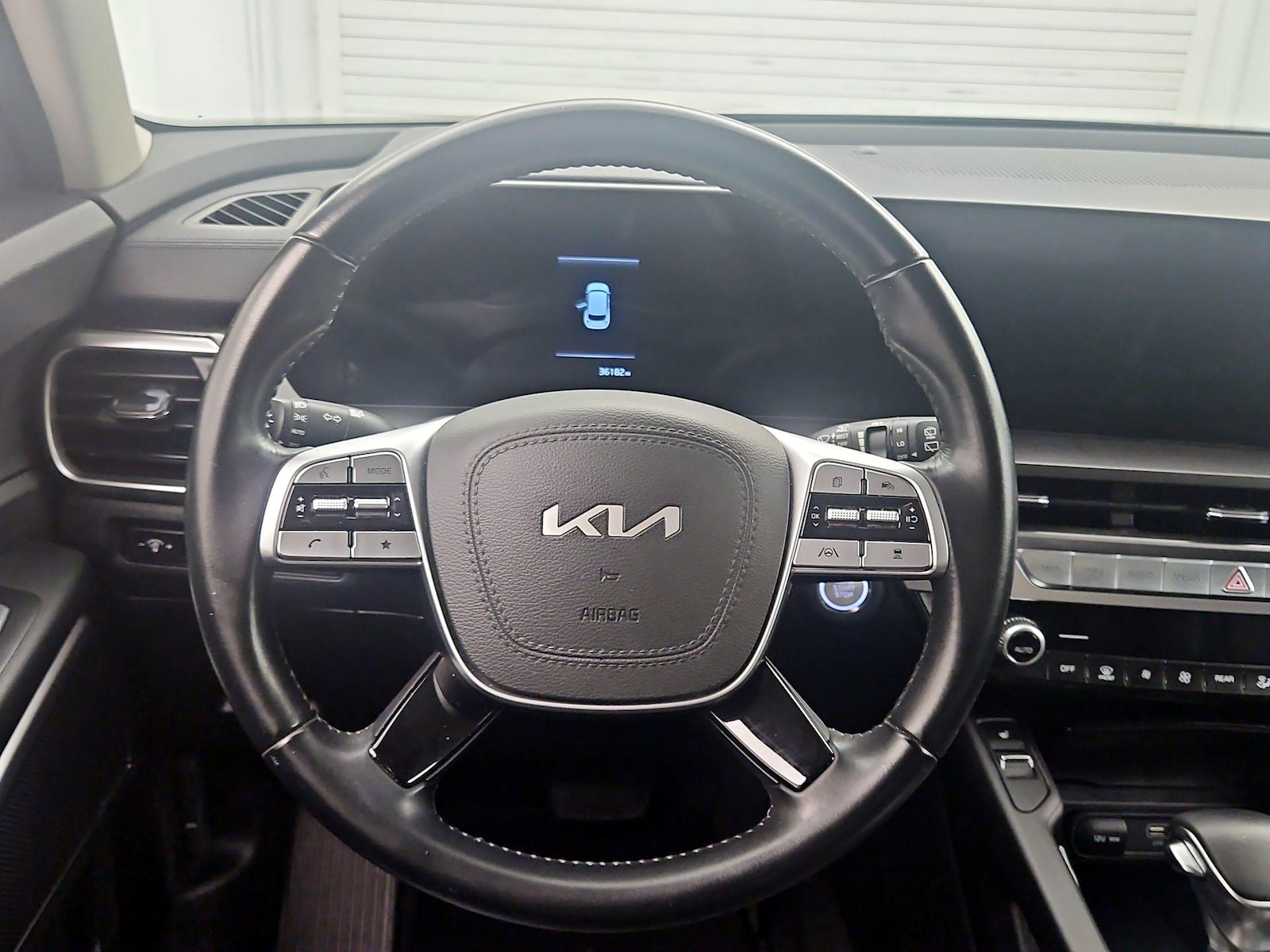 2025 Kia Telluride S - Photo 9