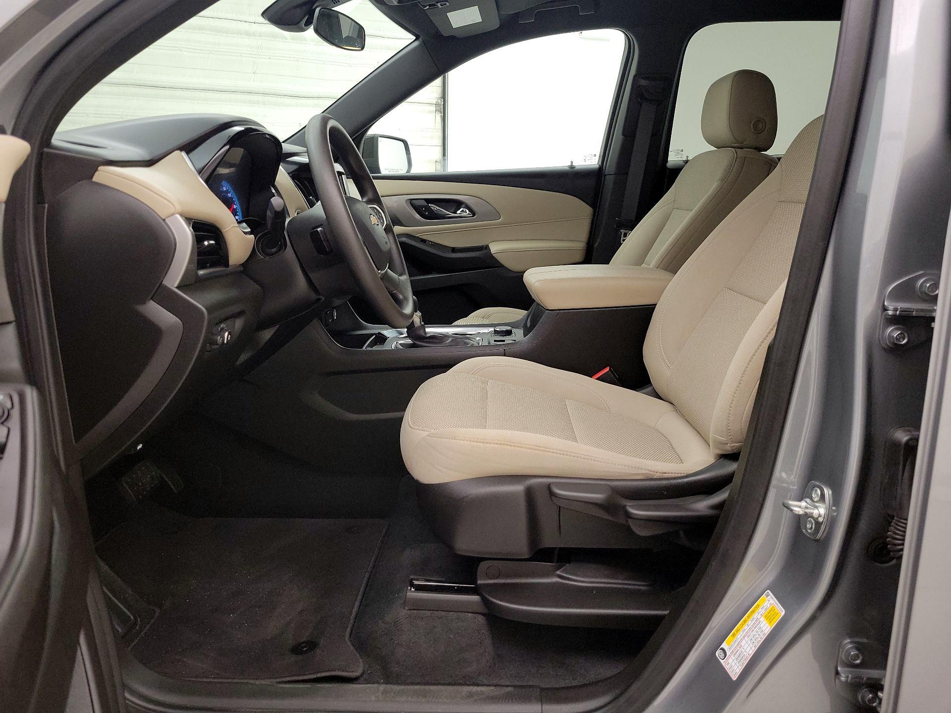 Thumbnail: 2024 Chevrolet Traverse - 11