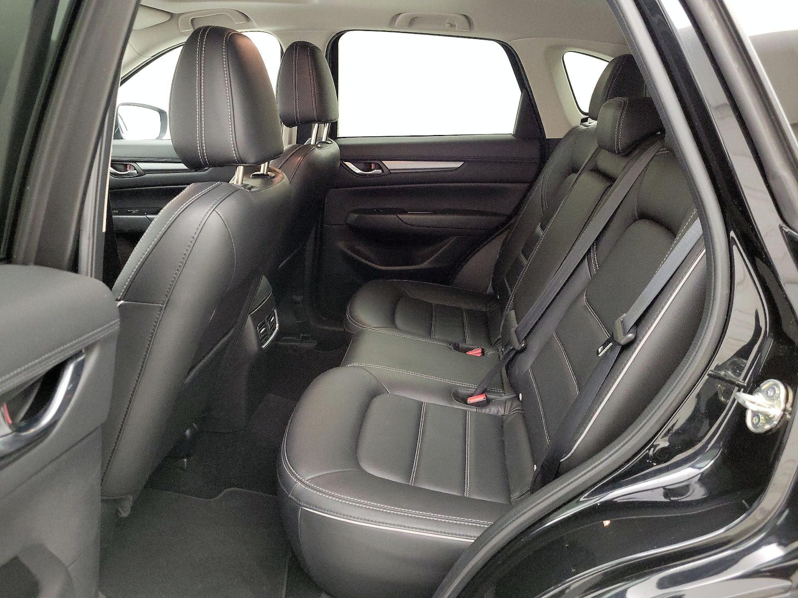 2025 Mazda CX-5 S Preferred package - Photo 19