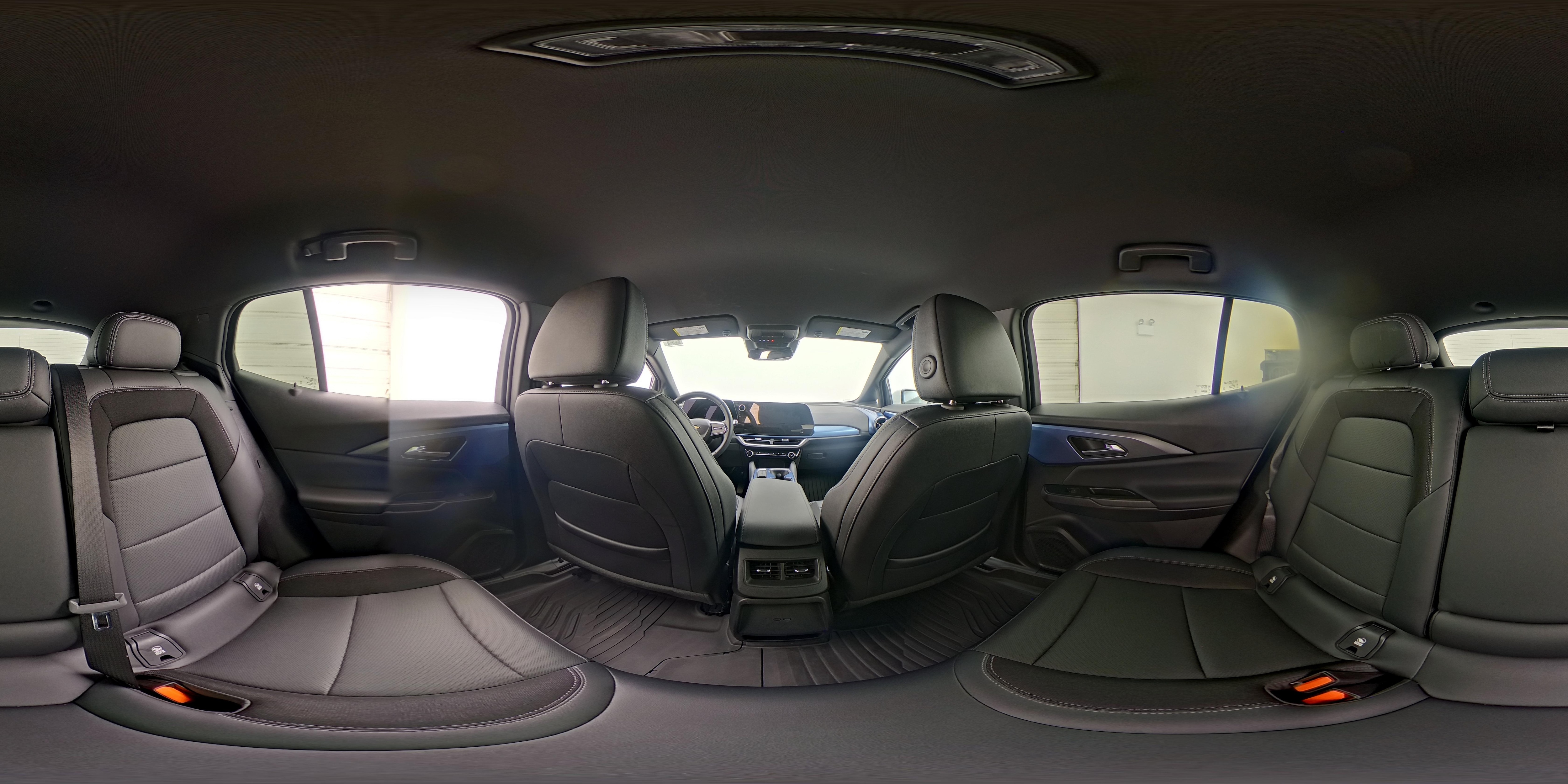 2024 Chevrolet Equinox EV LT - Photo 25