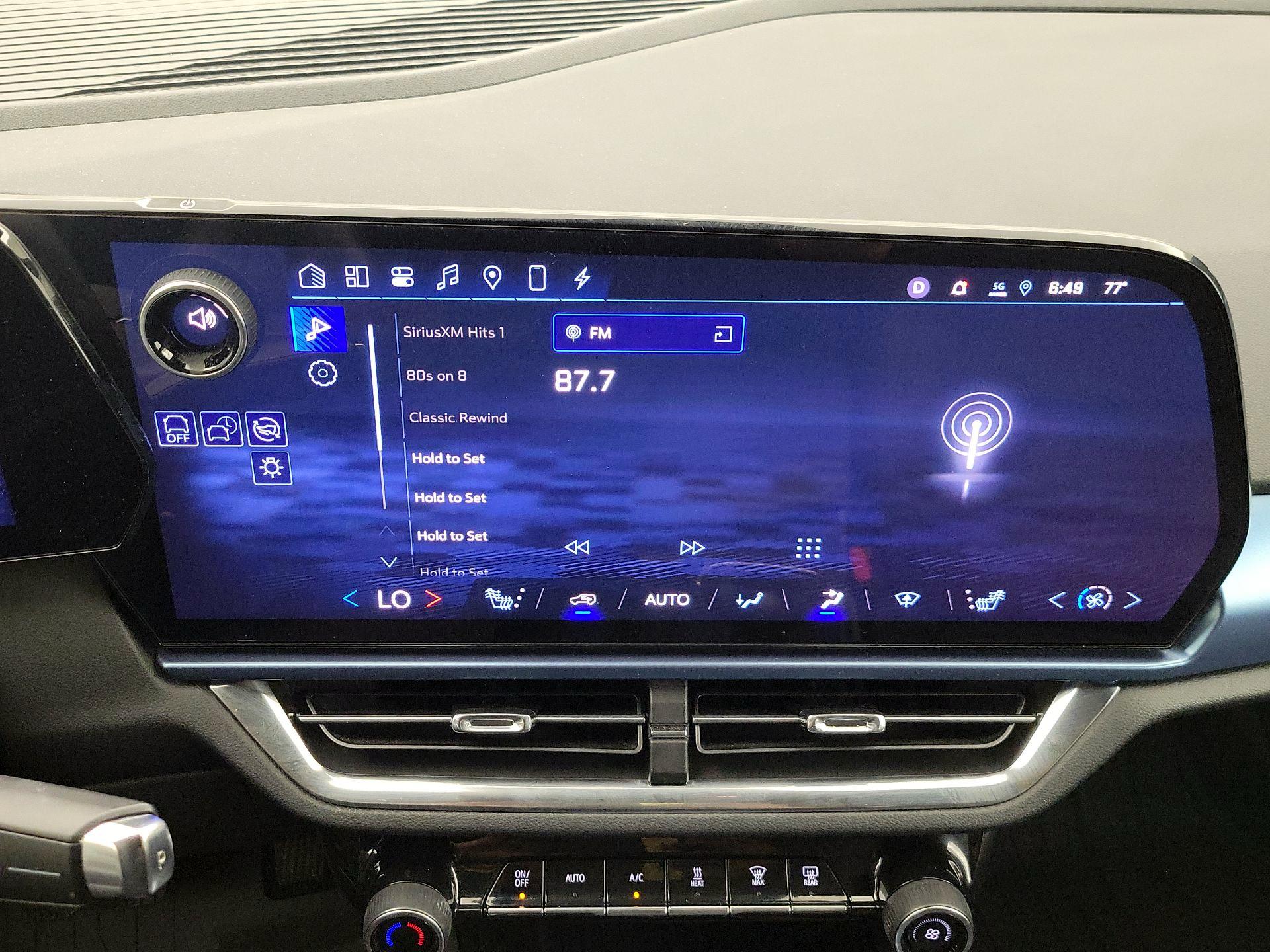 Thumbnail: 2024 Chevrolet Equinox - 15