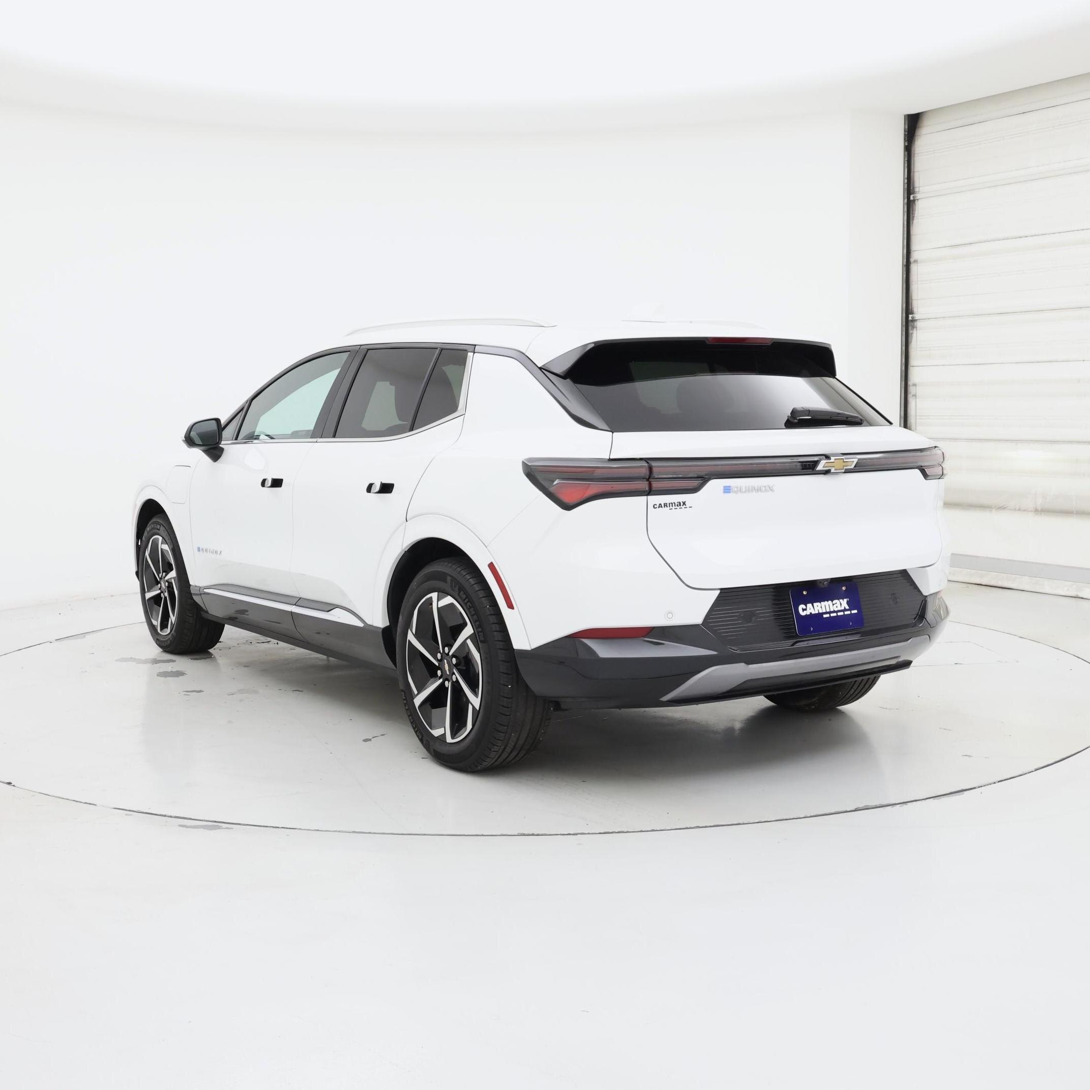 Thumbnail: 2024 Chevrolet Equinox - 2