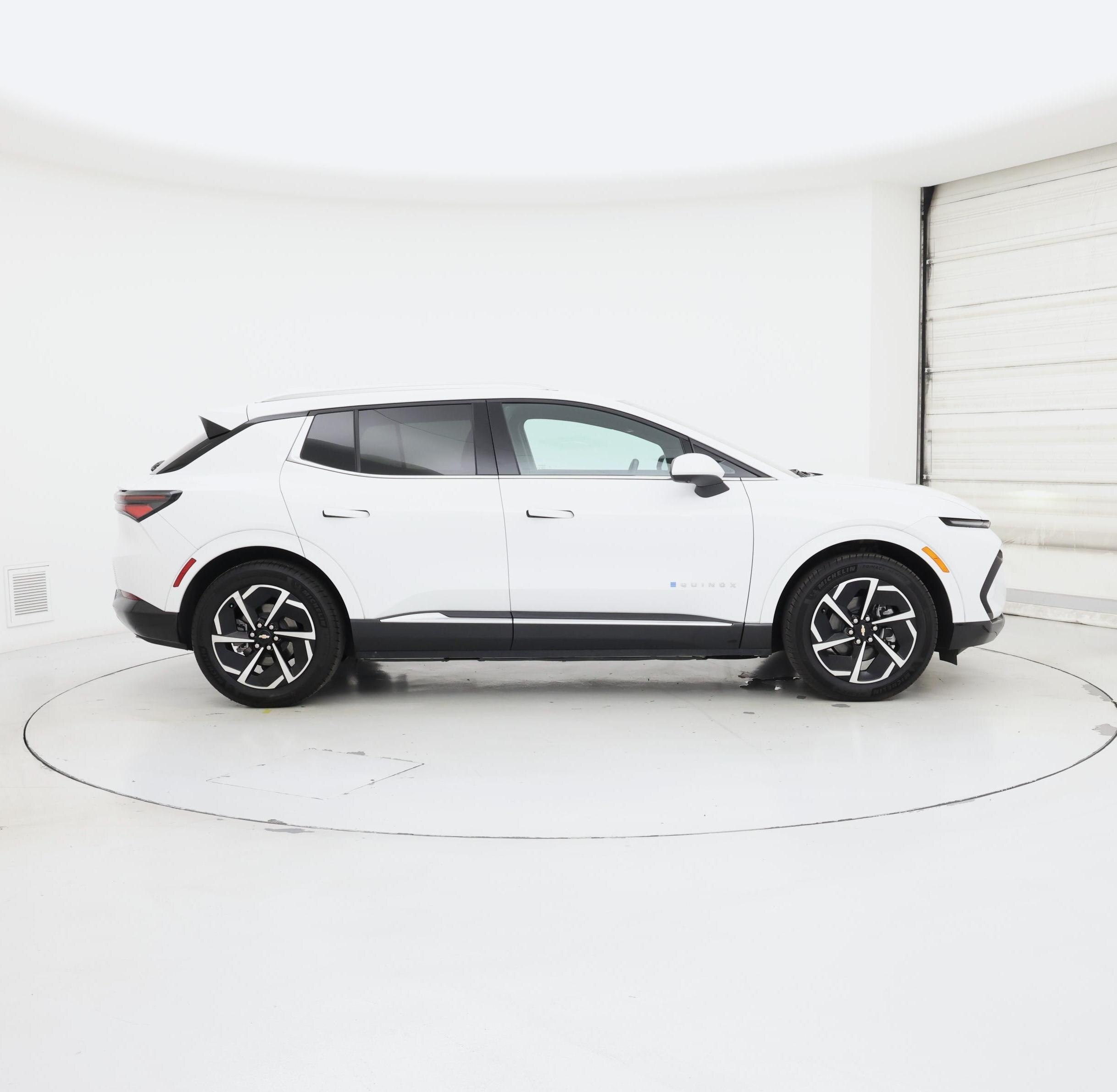 Thumbnail: 2024 Chevrolet Equinox - 7
