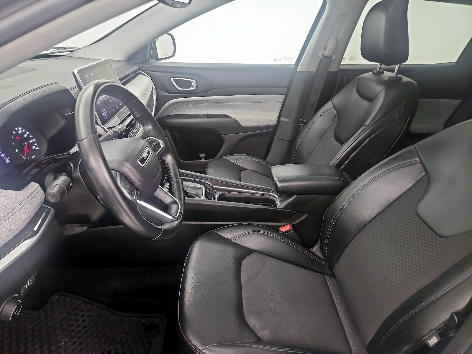 Power Seat(s) & Side Airbags