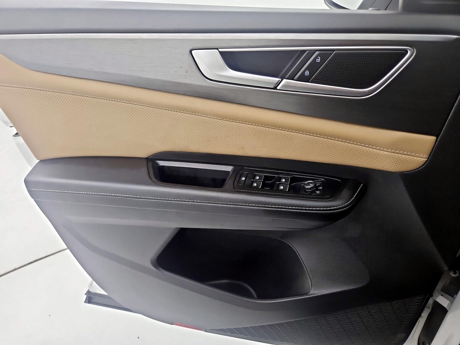 2024 Volkswagen Atlas Cross Sport SE - Photo 13