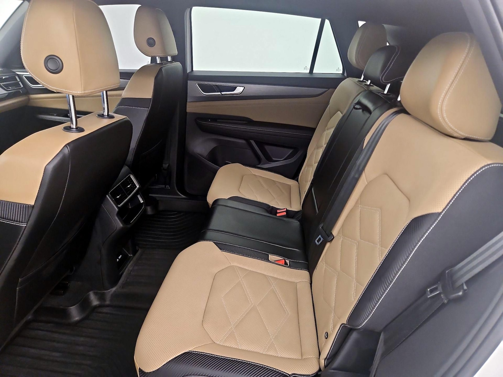 2024 Volkswagen Atlas Cross Sport SE - Photo 20