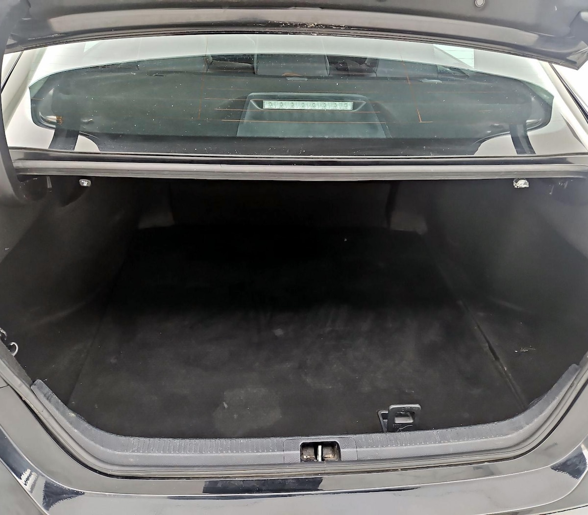 Trunk/Cargo (Seats Up)