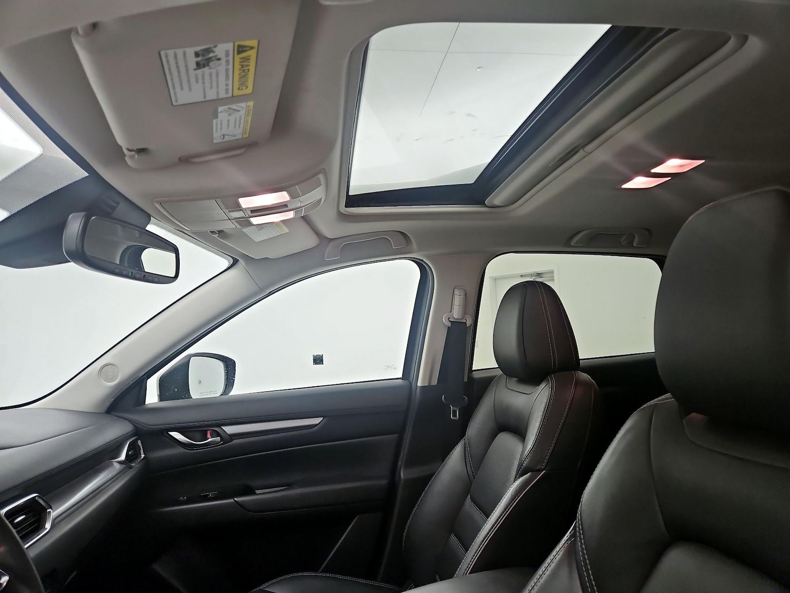 Sunroof(s) & Overhead Airbags