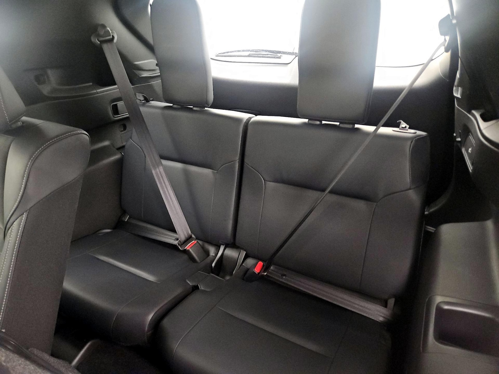 2025 Mitsubishi Outlander SE - Photo 22
