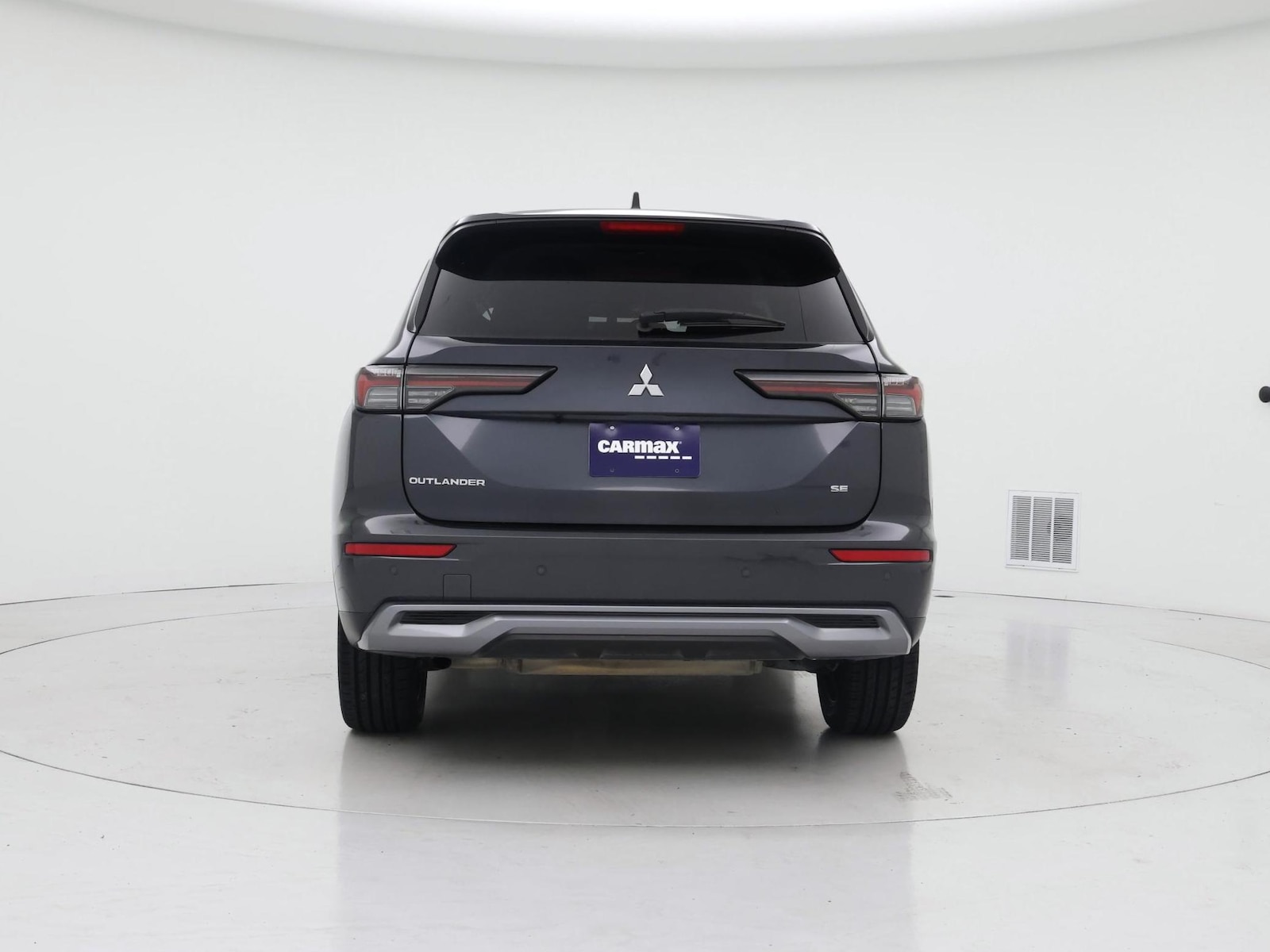 2025 Mitsubishi Outlander SE - Photo 7