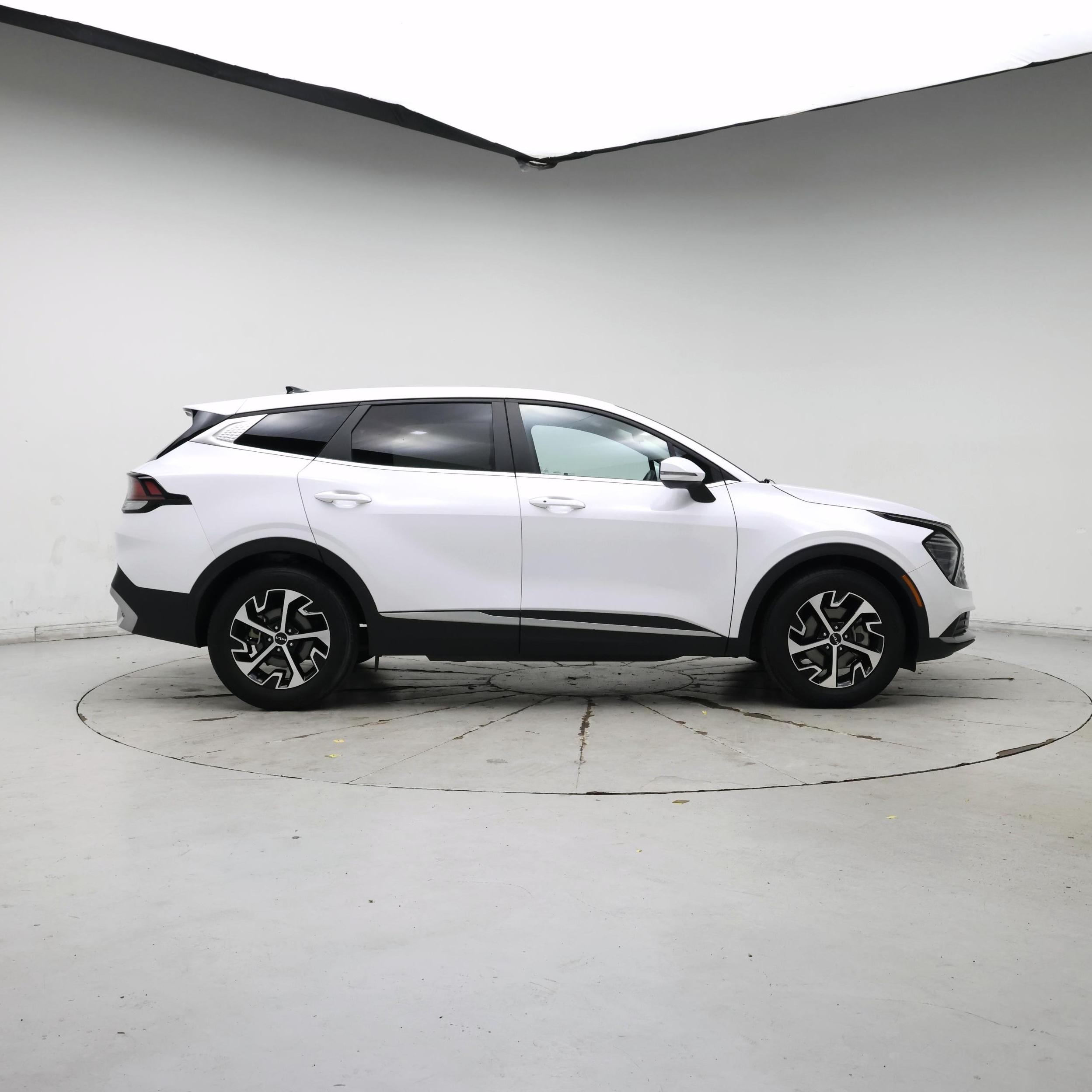 Thumbnail: 2024 Kia Sportage - 7