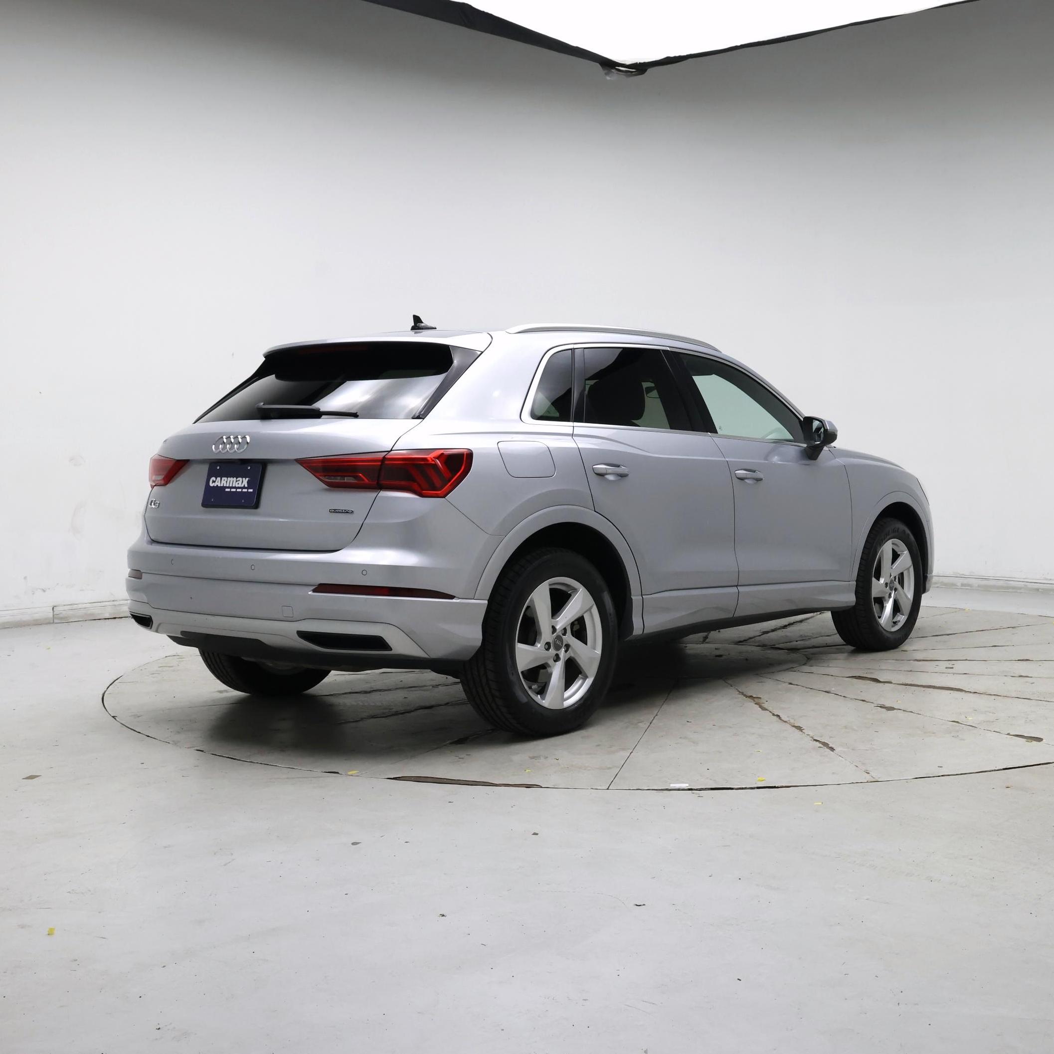 Thumbnail: 2020 Audi Q3 - 8