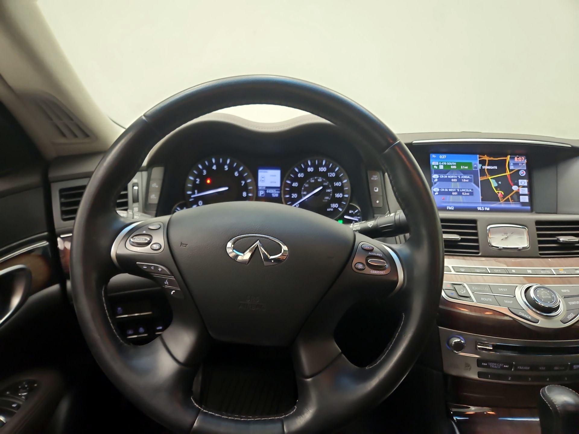 Thumbnail: 2015 INFINITI Q70 - 10