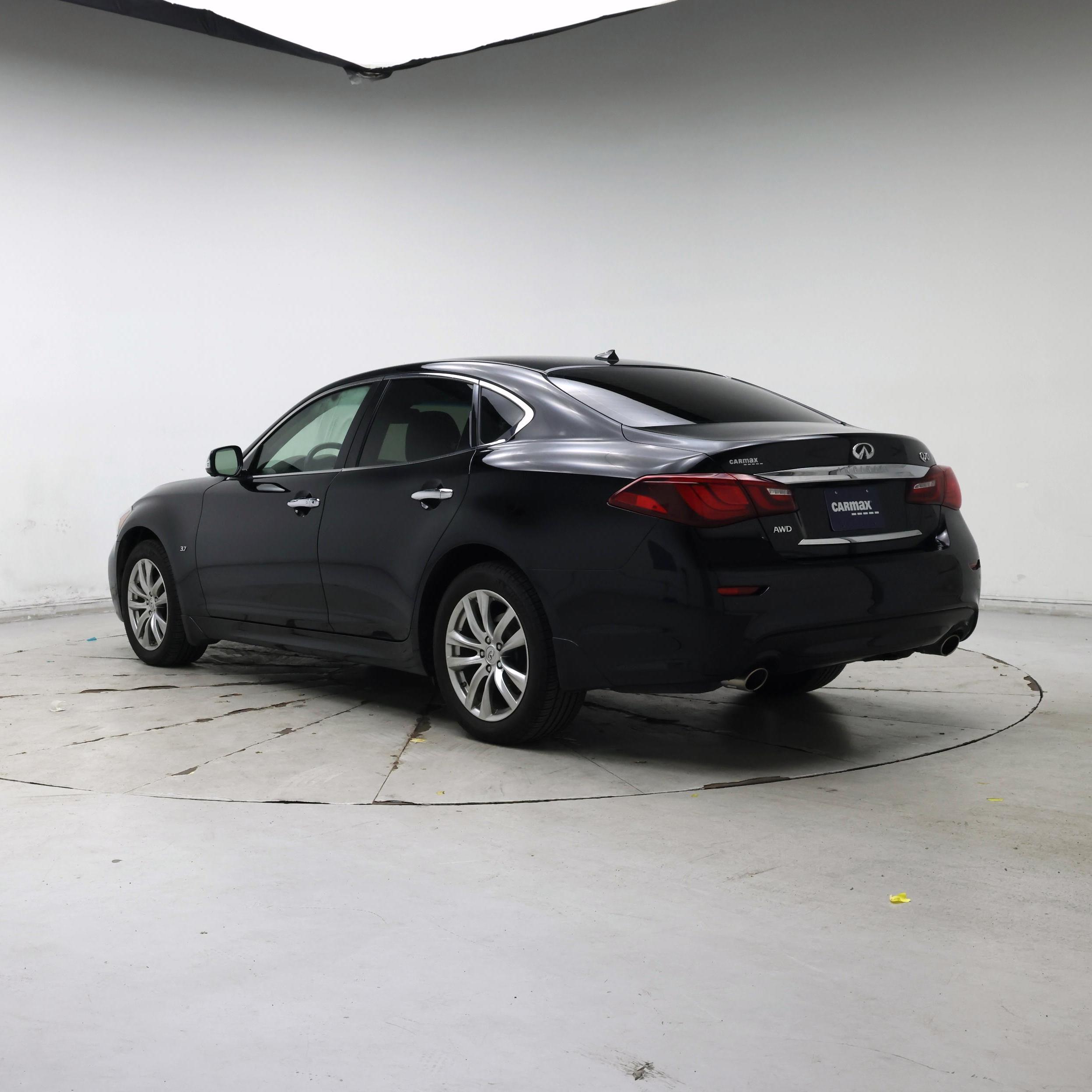 Thumbnail: 2015 INFINITI Q70 - 2