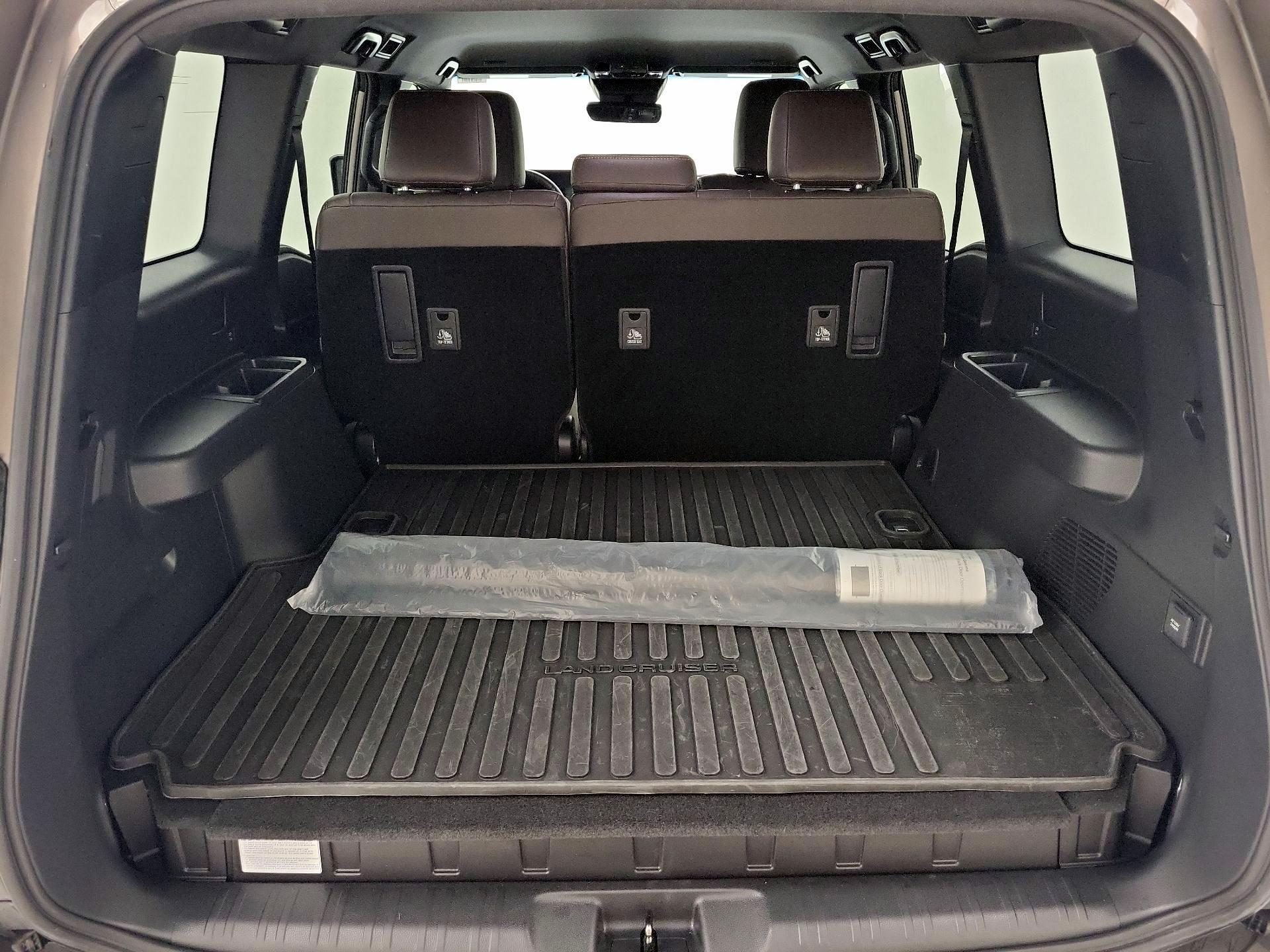 Thumbnail: 2025 Toyota Land Cruiser - 20