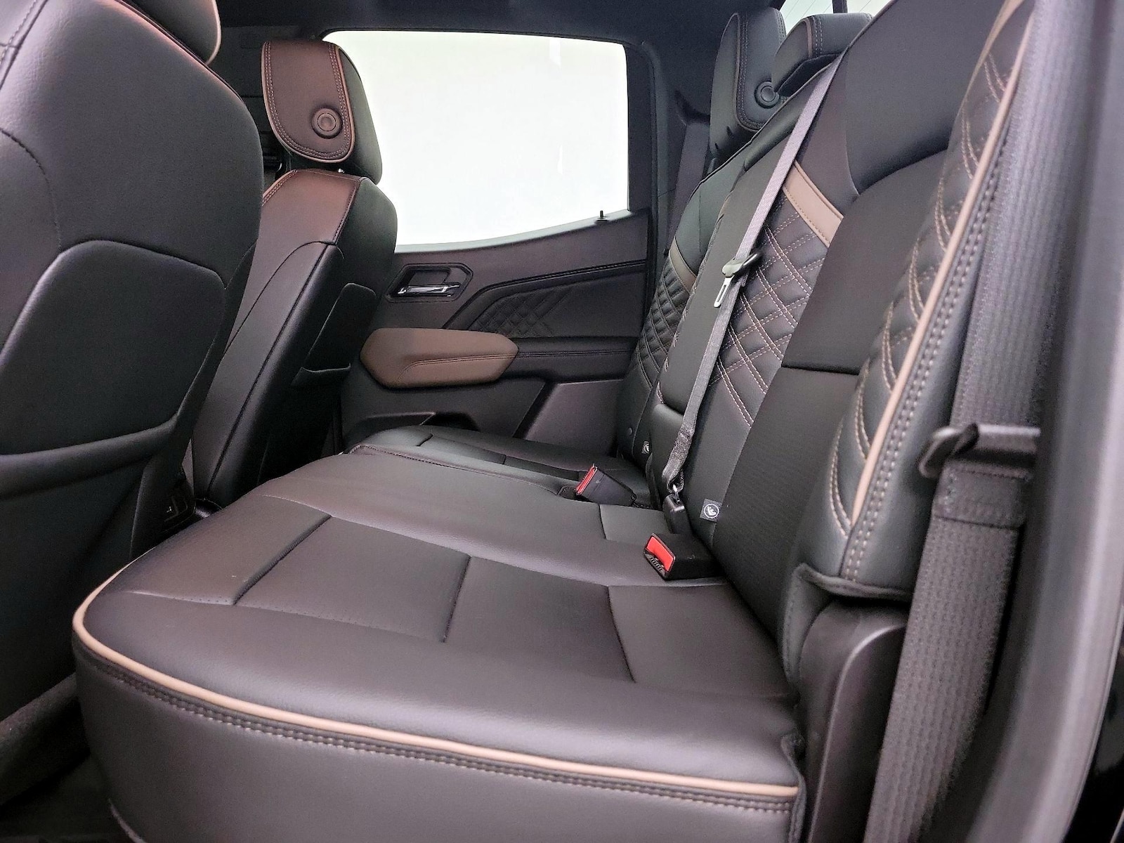 2023 GMC Canyon Denali - Photo 20