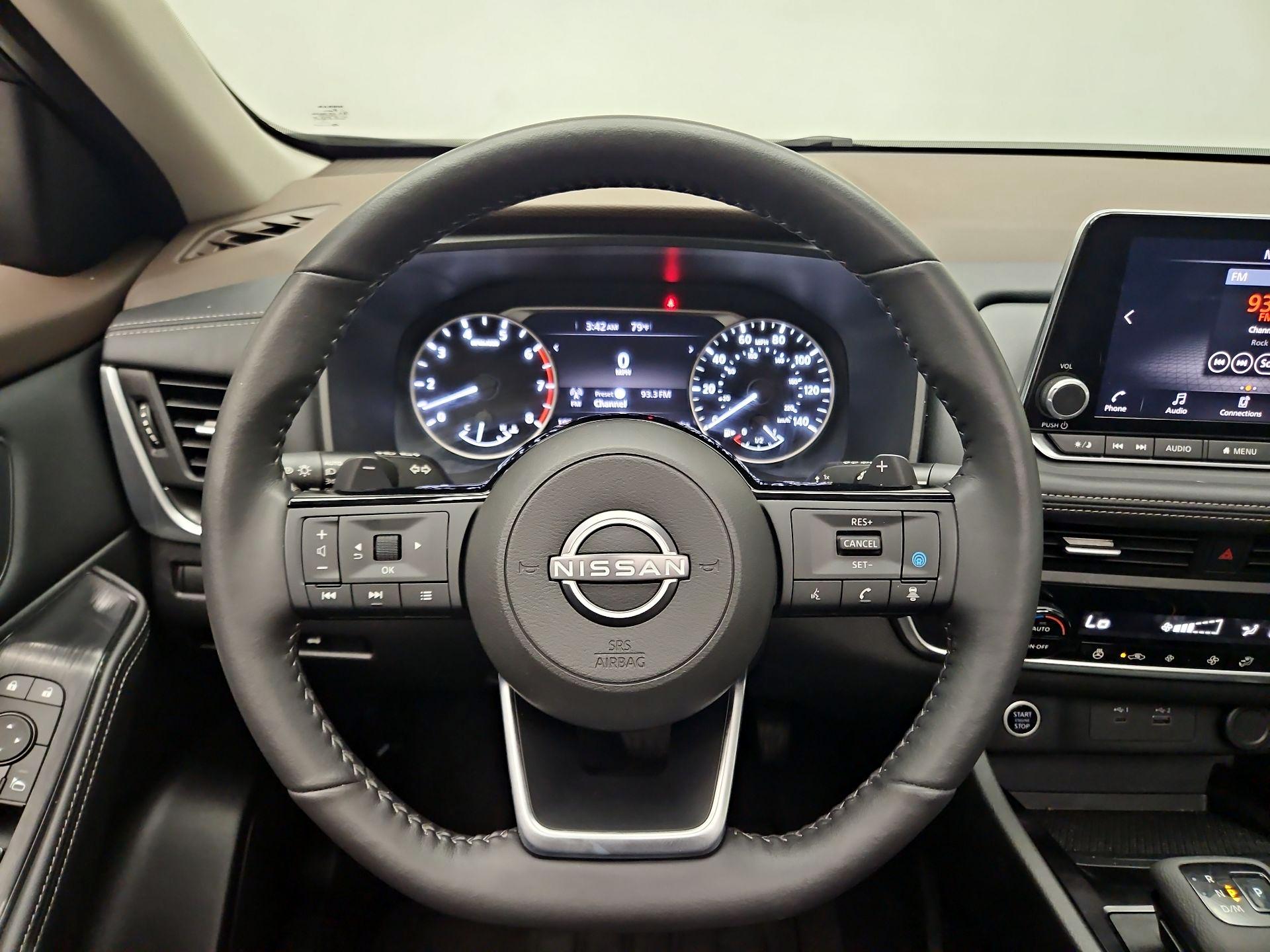 Thumbnail: 2023 Nissan Rogue - 10