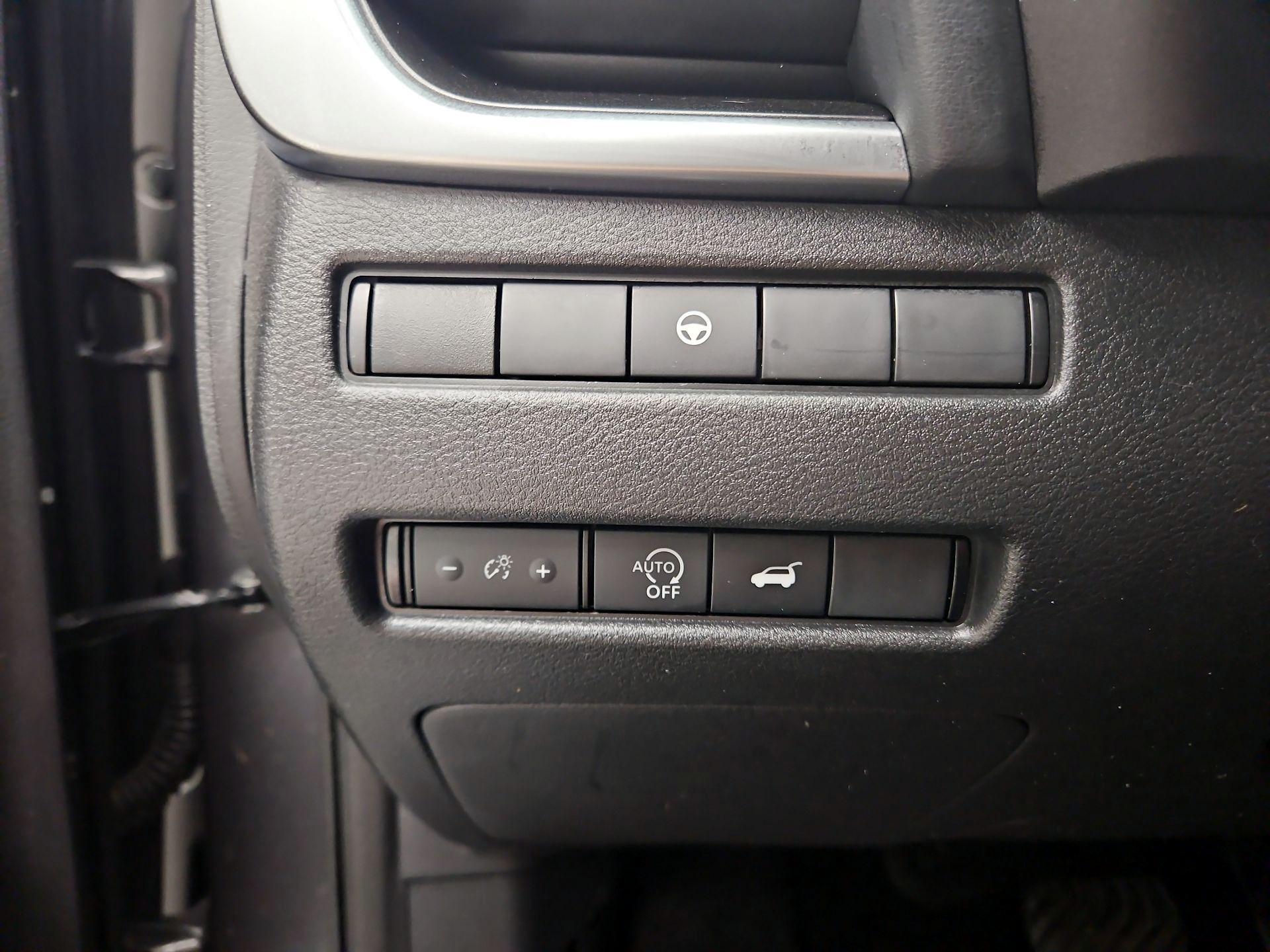 Thumbnail: 2023 Nissan Rogue - 13