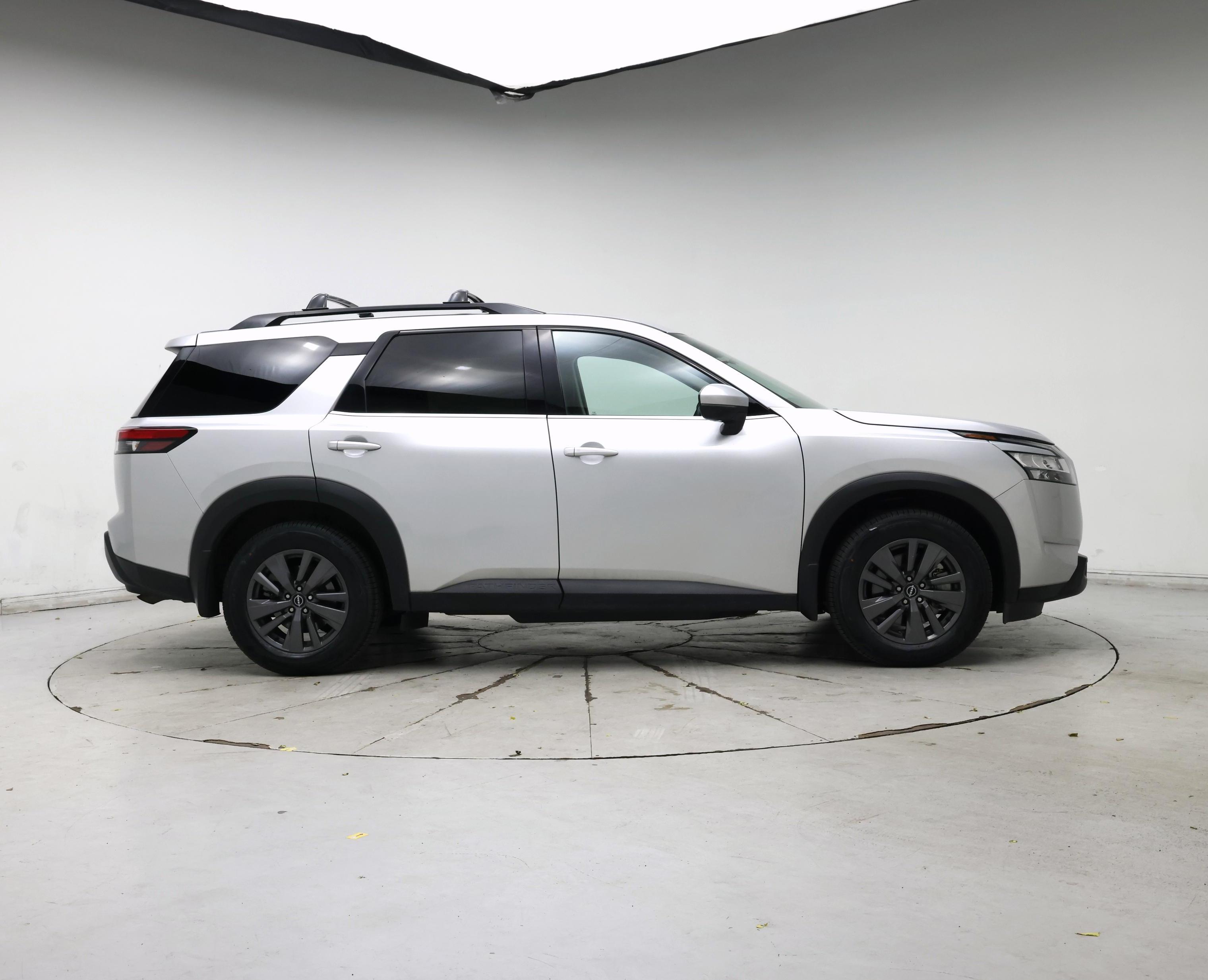 Thumbnail: 2022 Nissan Pathfinder - 7