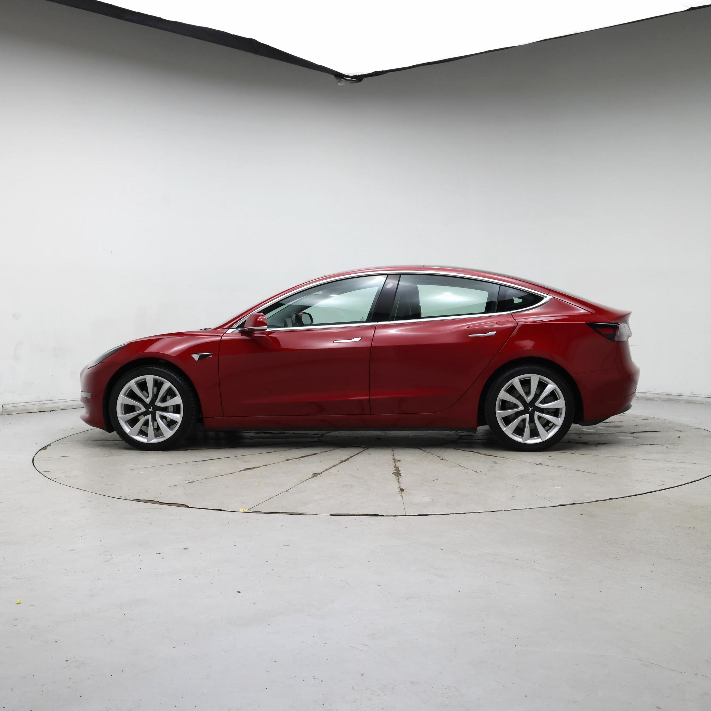 Thumbnail: 2019 Tesla Model 3 - 3