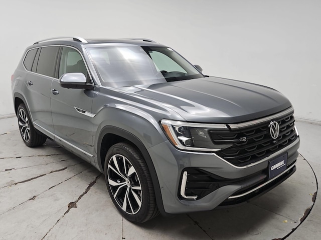 Silver 2024 Volkswagen Atlas SEL Premium R-Line 4Motion AWD SUV / Crossover All-Wheel Drive Automatic