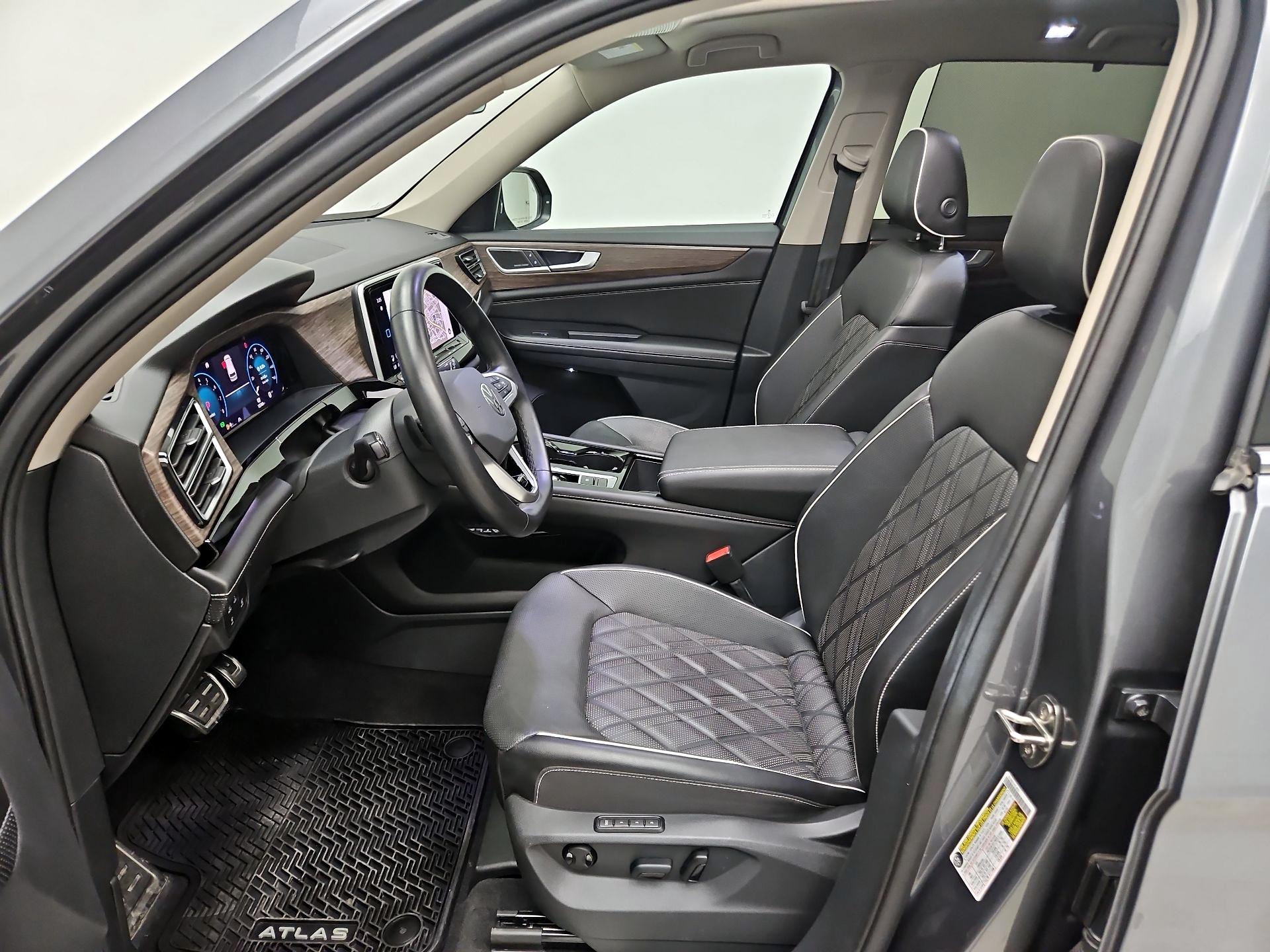 Thumbnail: 2024 Volkswagen Atlas - 9