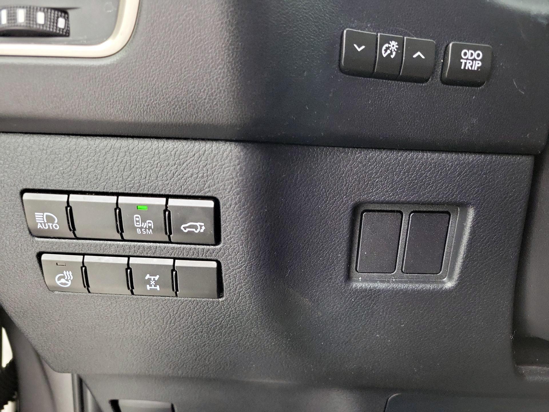 Thumbnail: 2020 Lexus NX - 13