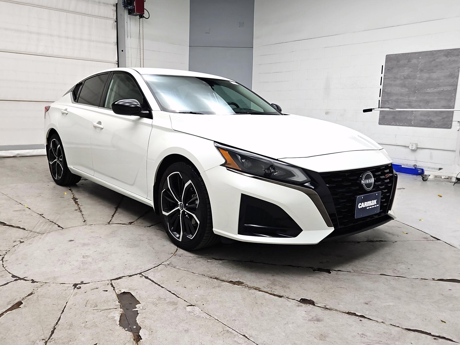 Thumbnail: 2023 Nissan Altima - 1