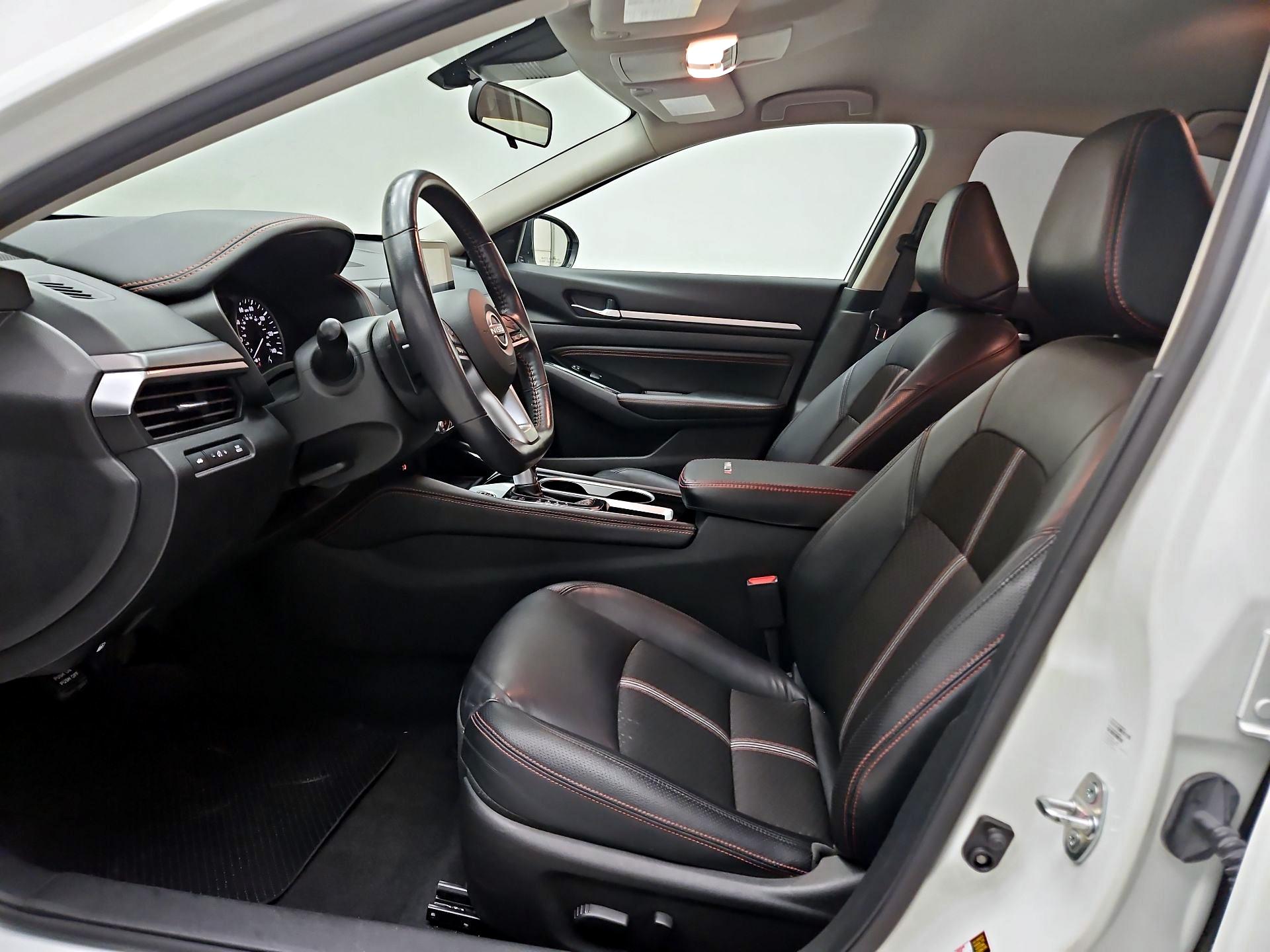 Thumbnail: 2023 Nissan Altima - 9