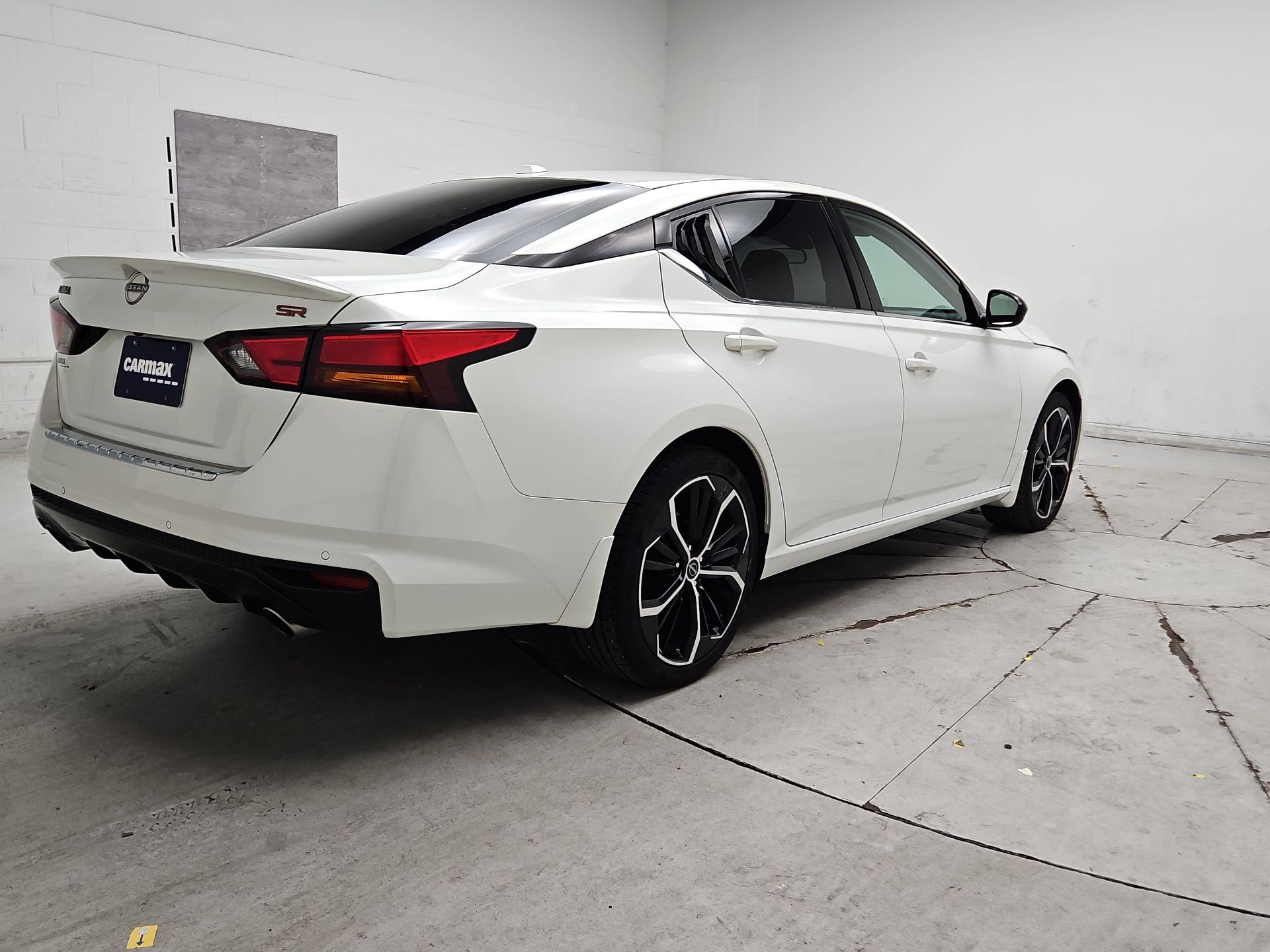 Thumbnail: 2023 Nissan Altima - 5