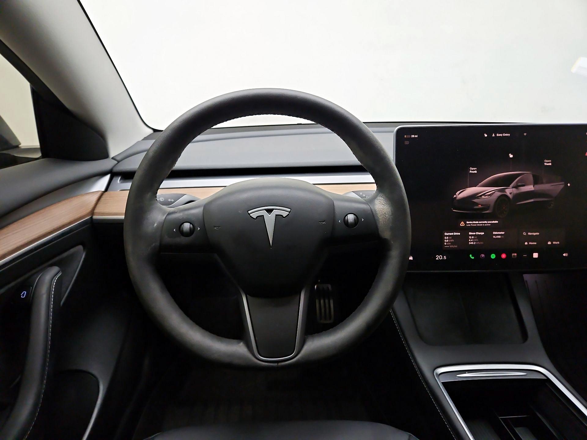 Thumbnail: 2023 Tesla Model 3 - 10