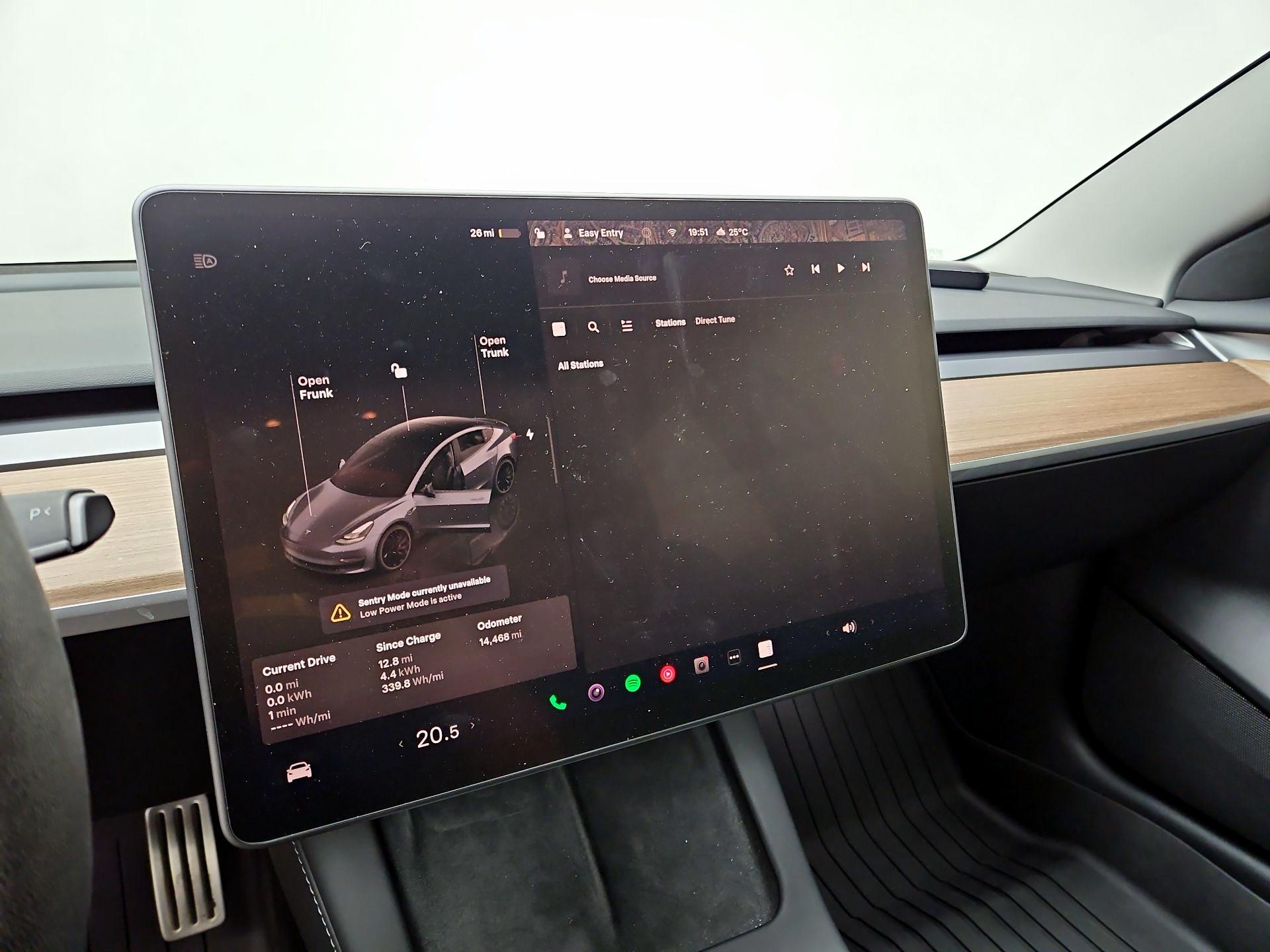 Thumbnail: 2023 Tesla Model 3 - 14