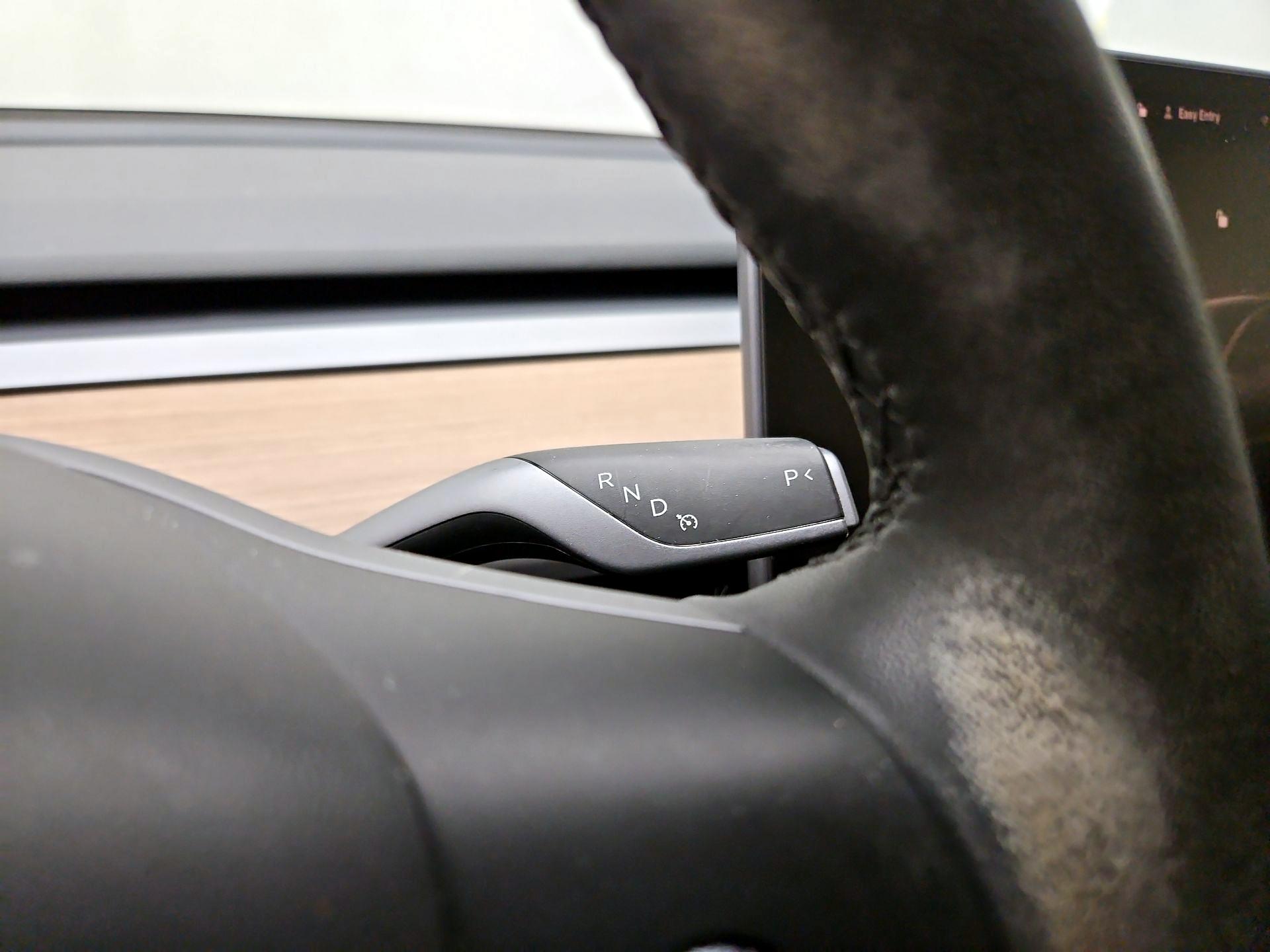 Thumbnail: 2023 Tesla Model 3 - 16