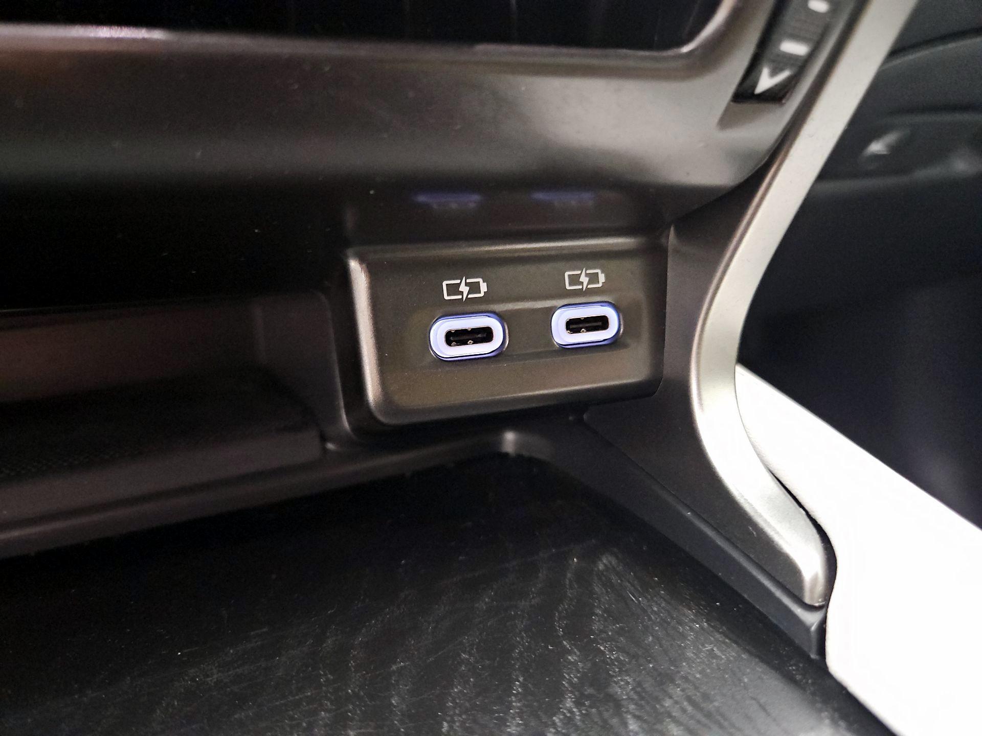 Thumbnail: 2023 Lexus RX - 16