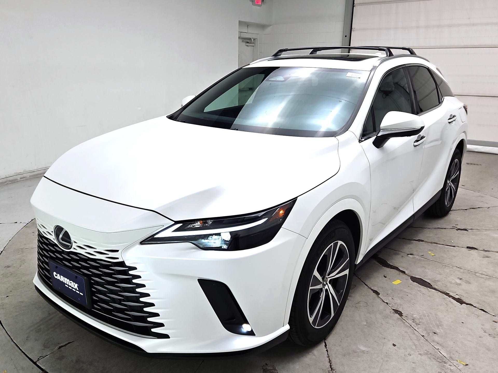 Thumbnail: 2023 Lexus RX - 3